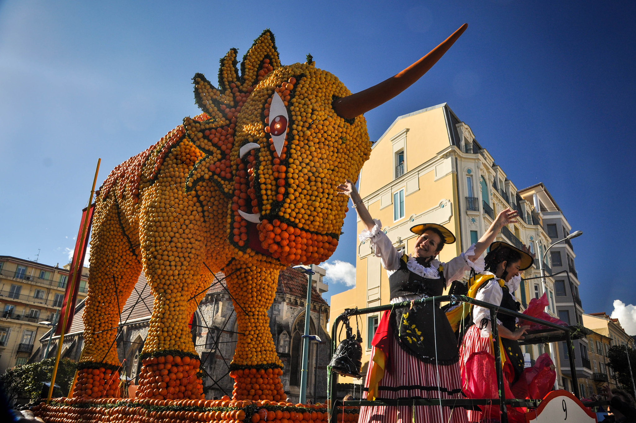 Sigma 17-70mm F2.8-4 DC Macro OS HSM sample photo. Menton lemon festival photography