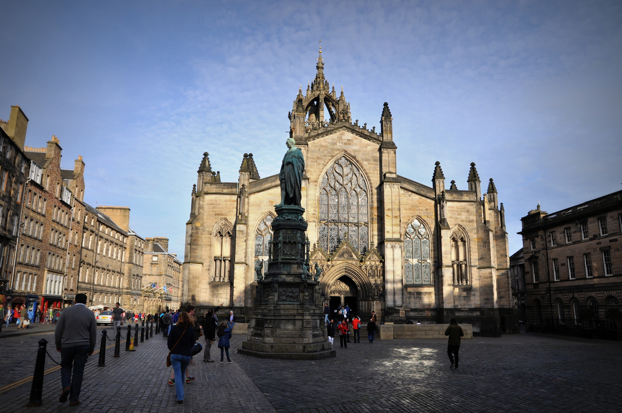Sigma 17-70mm F2.8-4 DC Macro OS HSM sample photo. St mary's cathedral photography