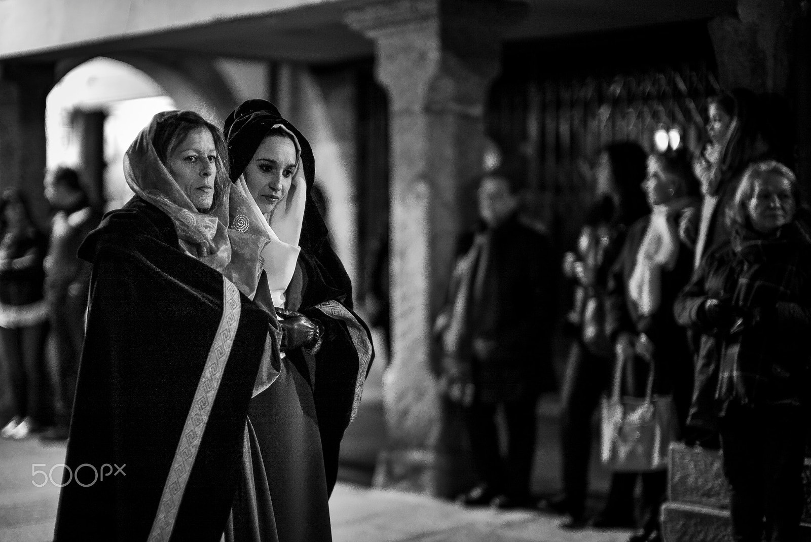 Leica Noctilux-M 50mm F0.95 ASPH sample photo. Procession of 'el santo entierro' photography