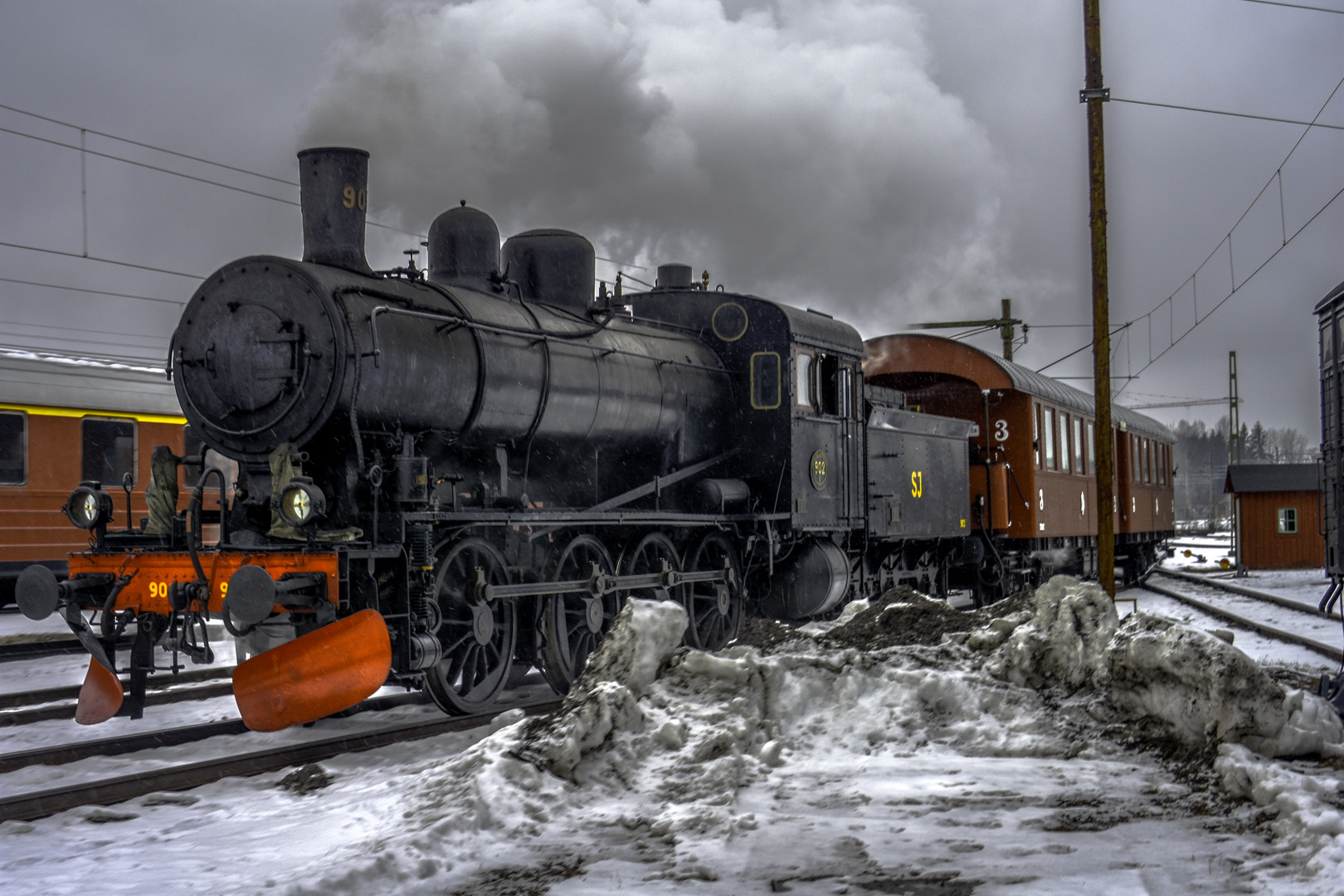 Nikon D7200 + AF Zoom-Nikkor 35-70mm f/3.3-4.5 sample photo. Steam train 902 photography