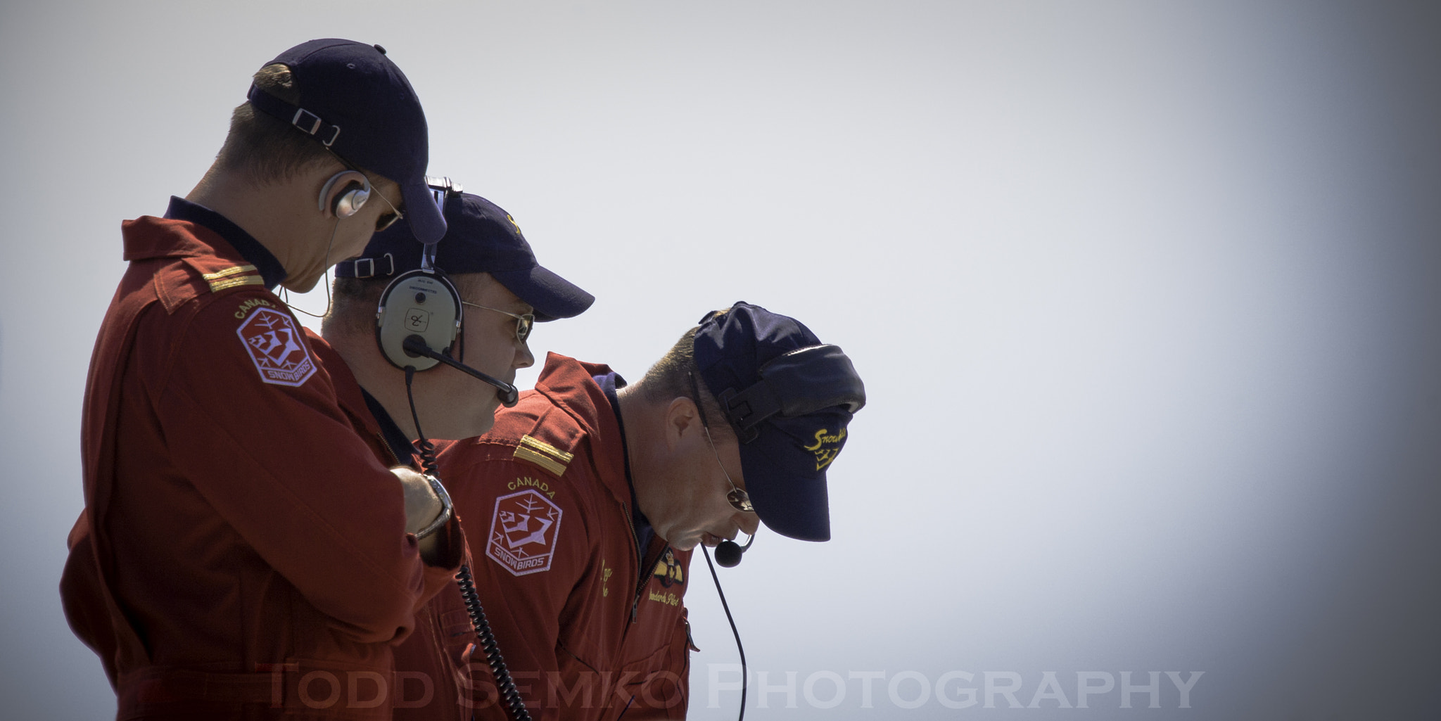 Pentax K10D + Sigma sample photo. Snowbirds - ground support photography