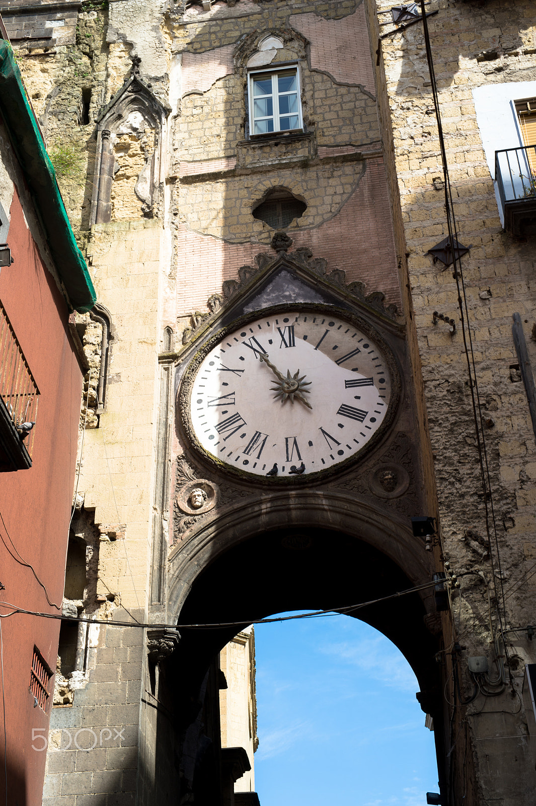 Nikon Df + Sigma 50mm F1.4 DG HSM Art sample photo. Broken clock,naples photography