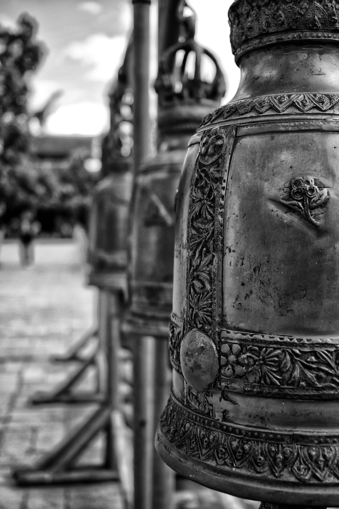 Canon EOS 500D (EOS Rebel T1i / EOS Kiss X3) + Canon EF-S 24mm F2.8 STM sample photo. Prayer bells - thailand photography