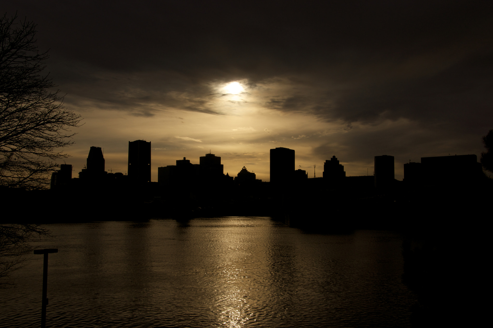 Tamron 18-270mm F3.5-6.3 Di II PZD sample photo. Vieux port de montréal photography