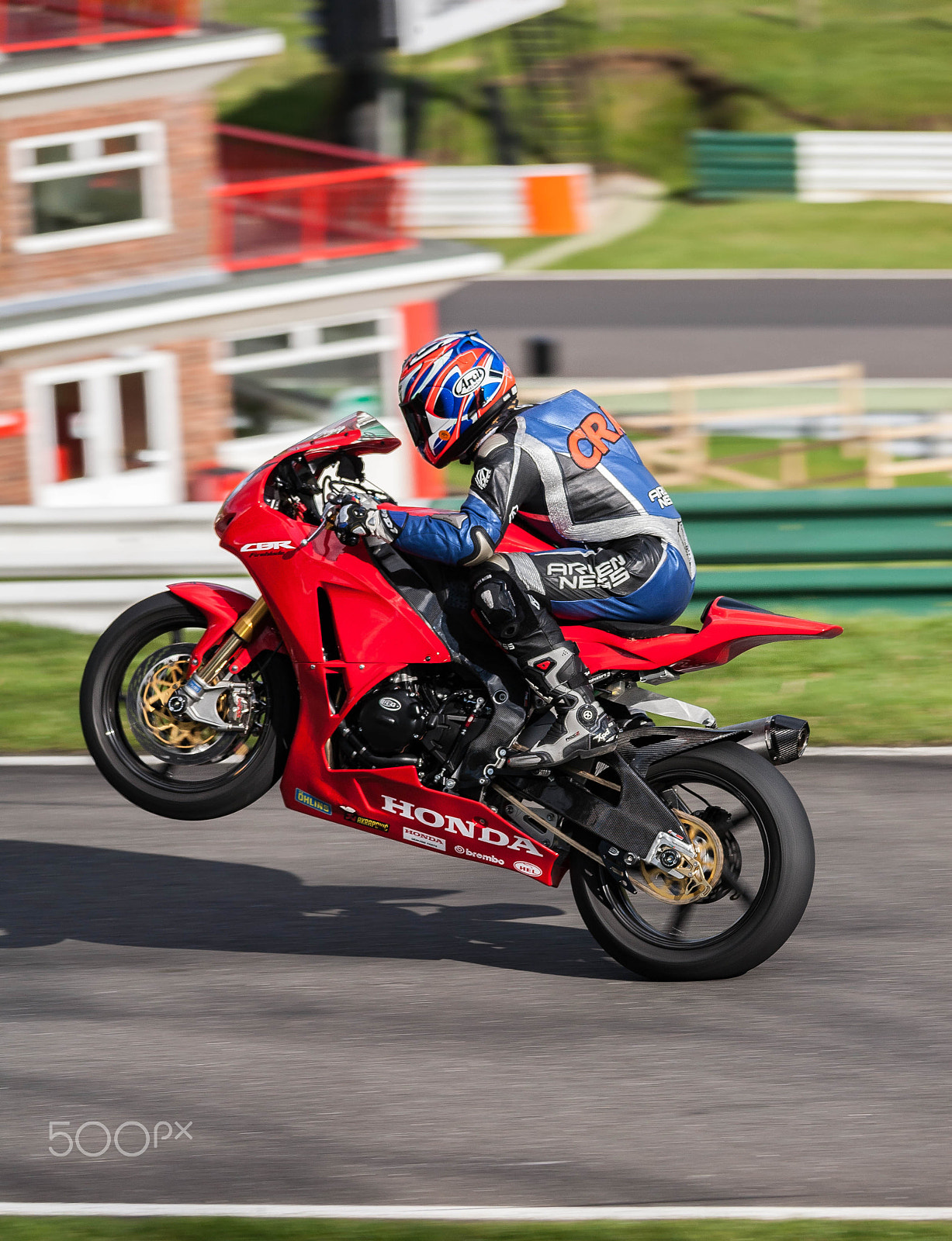 Canon EOS 5D + Sigma 150-500mm F5-6.3 DG OS HSM sample photo. Motor bike at the mountain at cadwell park photography