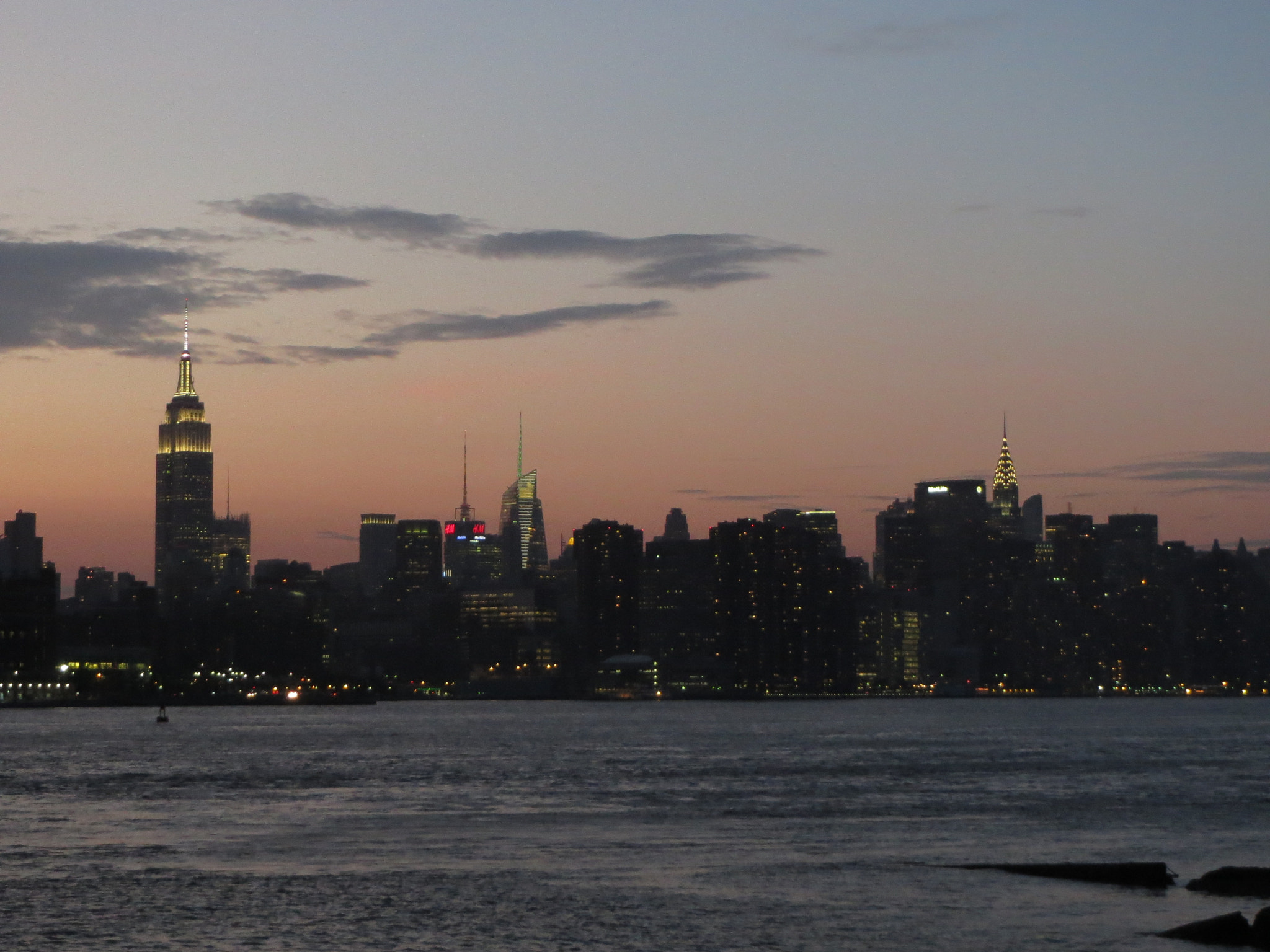 Canon PowerShot ELPH 520 HS (IXUS 500 HS / IXY 3) sample photo. Skyline new york city photography