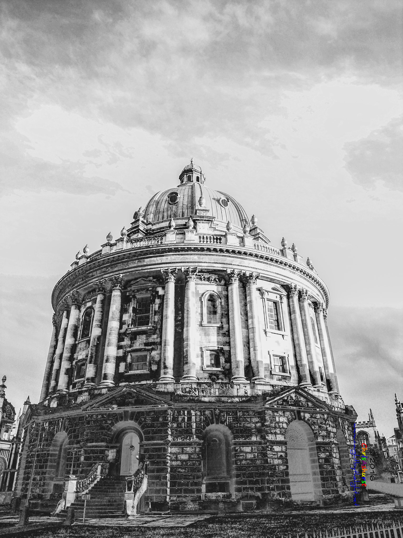 Ricoh Caplio GX100 sample photo. Radcliffe camera radcliffe square oxford photography