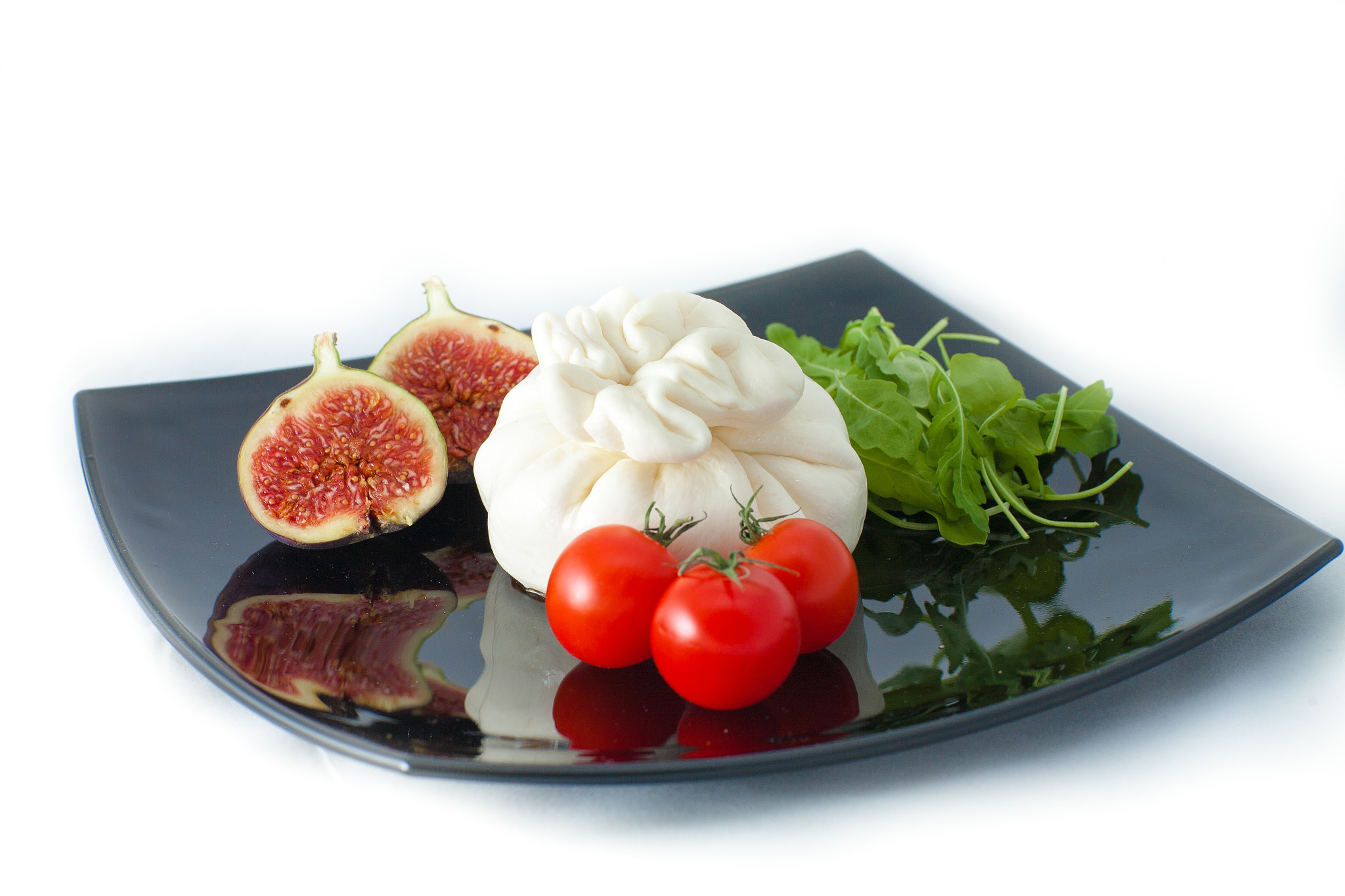 Canon EOS 5D + Canon EF 85mm F1.2L II USM sample photo. Have a snack with burrata photography