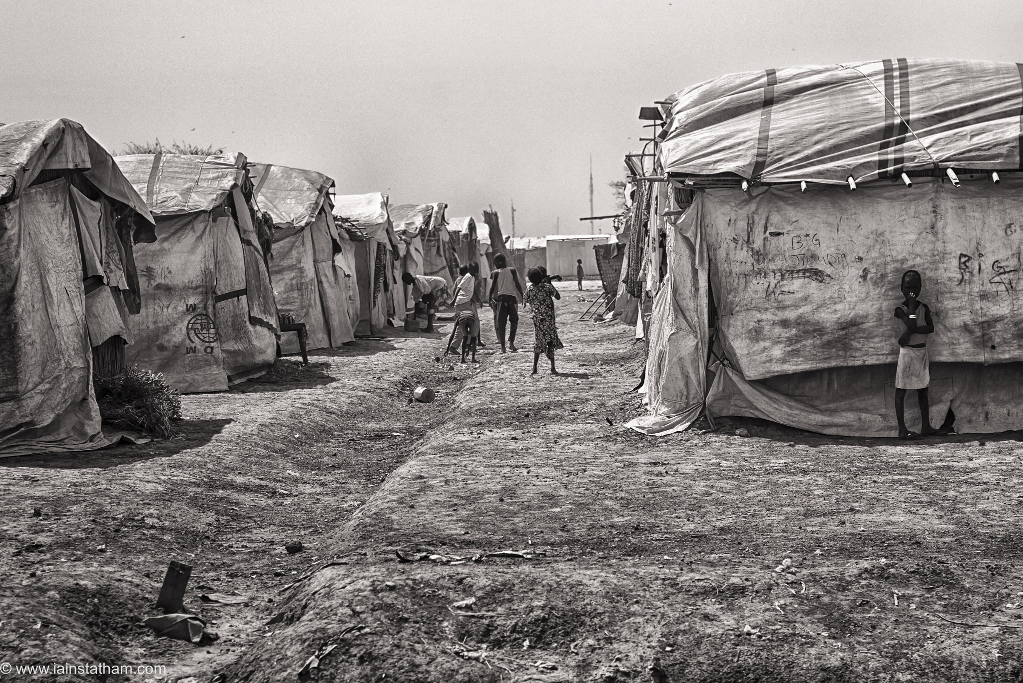 Nikon D800 + AF Zoom-Nikkor 35-70mm f/2.8D sample photo. South sudan idps in unmiss camps photography