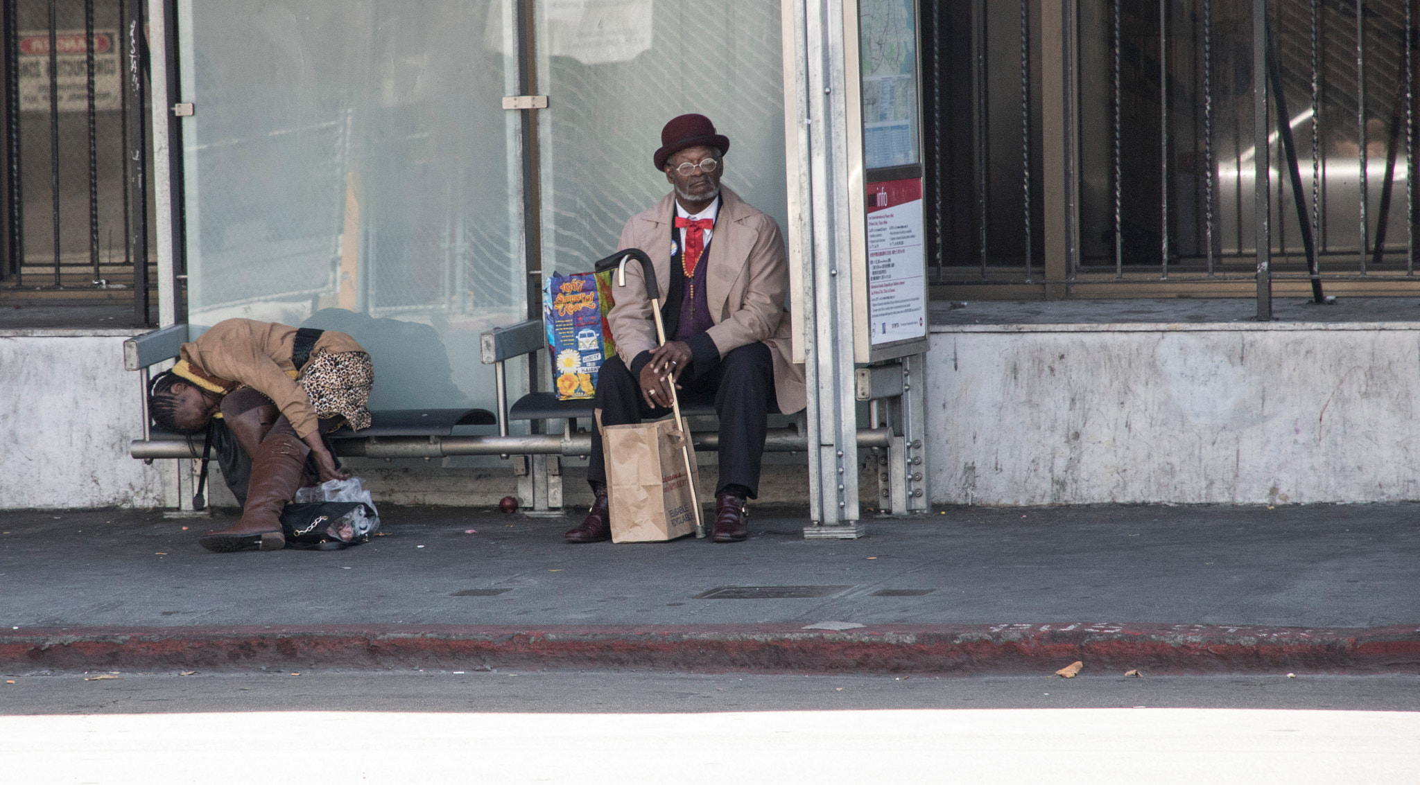 Canon EOS 760D (EOS Rebel T6s / EOS 8000D) + Canon EF-S 15-85mm F3.5-5.6 IS USM sample photo. Homeless photography