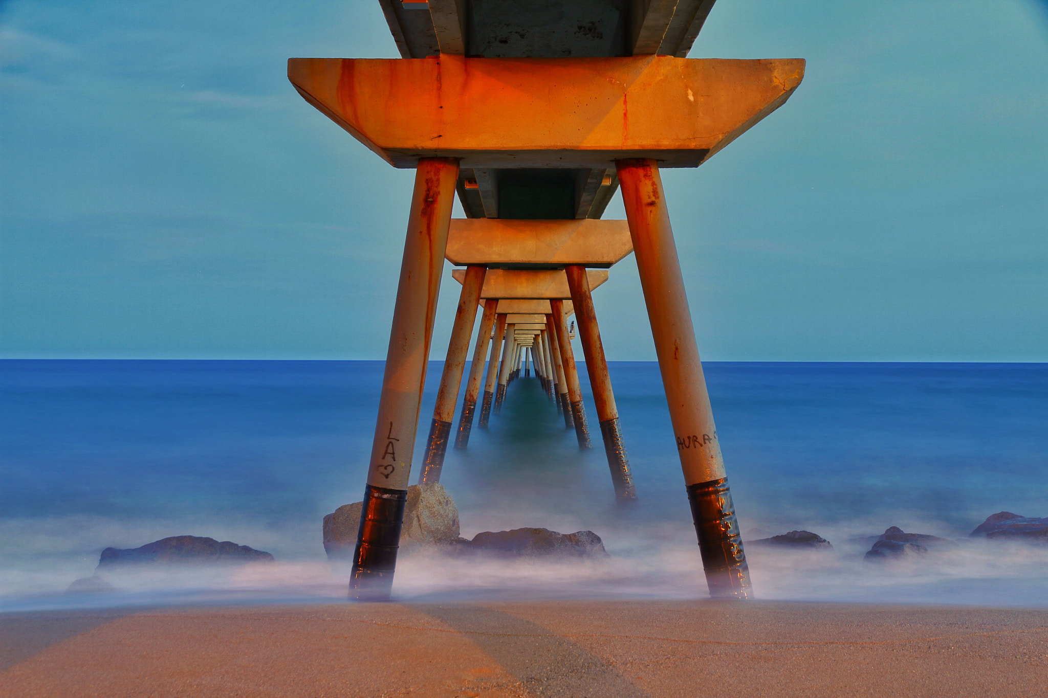 Canon EF-S 15-85mm F3.5-5.6 IS USM sample photo. Pont del petroli. photography