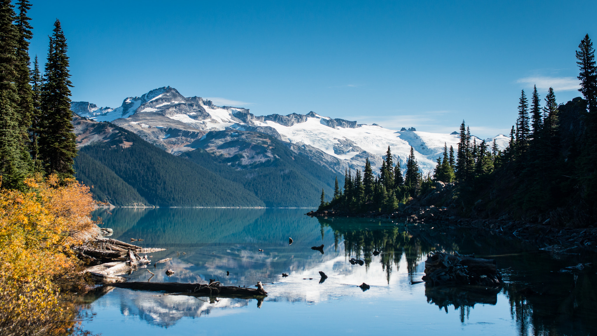 Nikon D800 + AF Zoom-Nikkor 35-70mm f/2.8D sample photo. Garibaldi lake photography