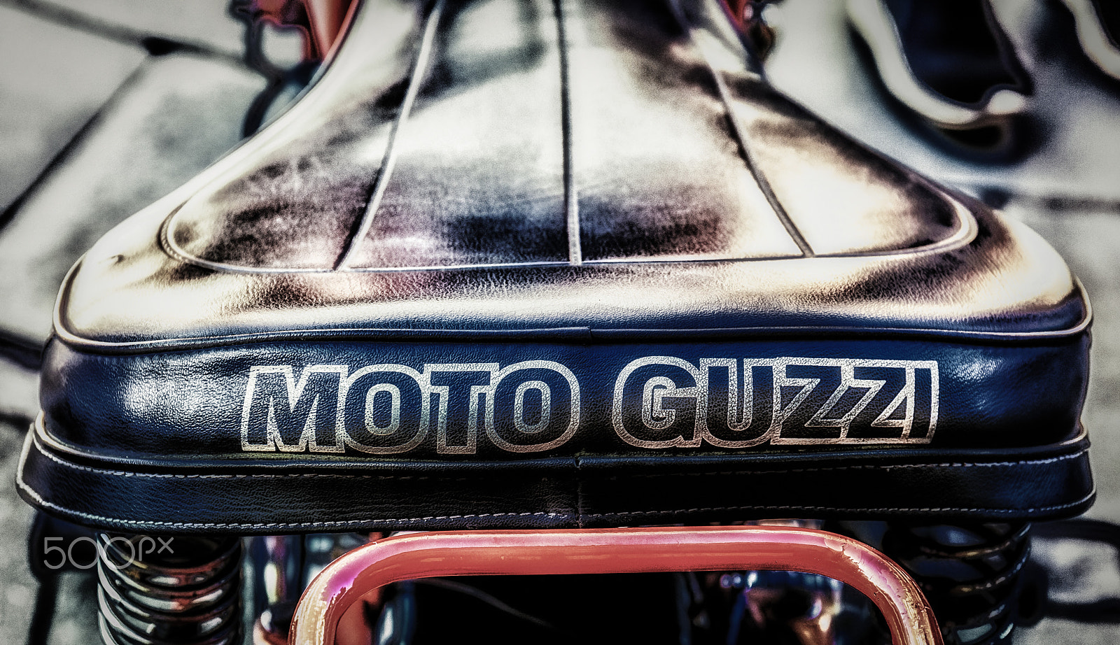 Canon EOS 5DS sample photo. Seat 01 photography
