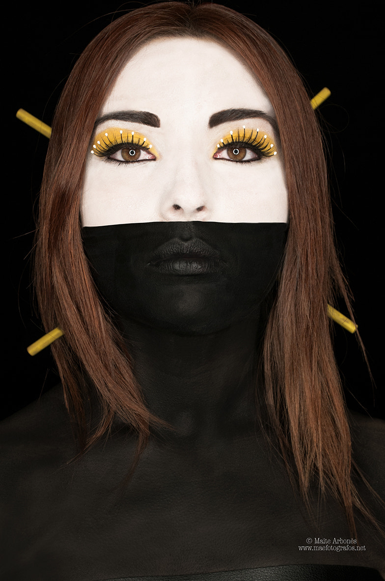 Nikon D300S + Sigma 24-70mm F2.8 EX DG Macro sample photo. Teodora in black photography