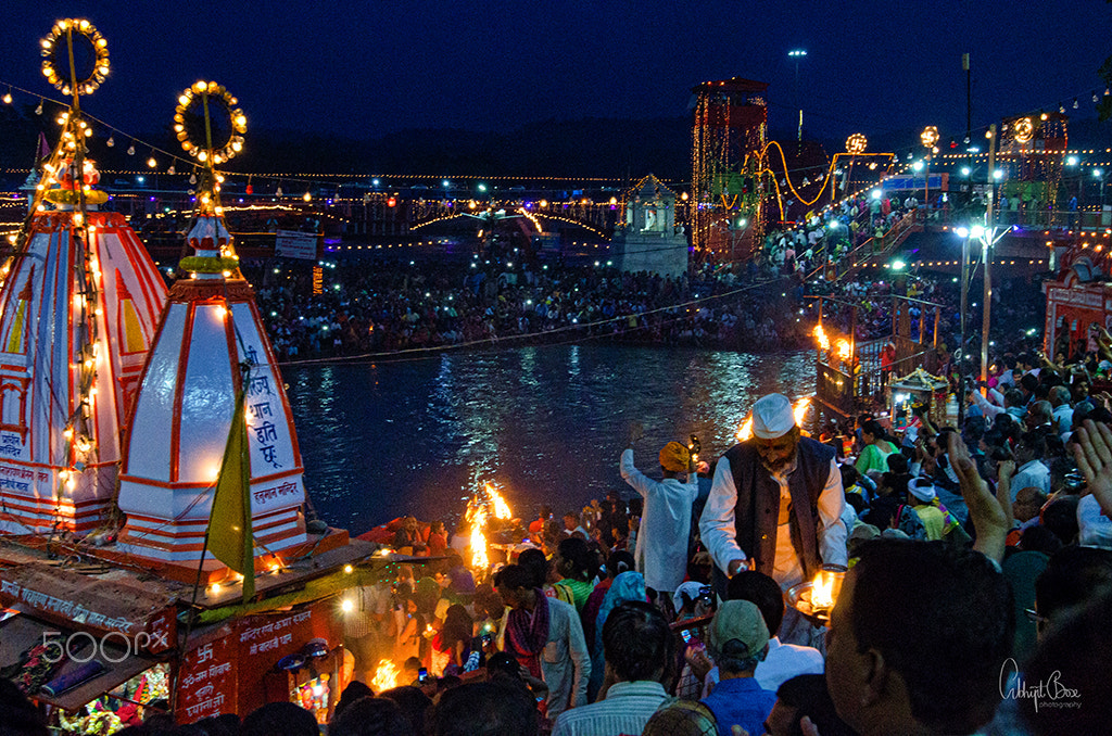 Nikon AF-S Nikkor 16-35mm F4G ED VR sample photo. Arti at har ki pauri photography