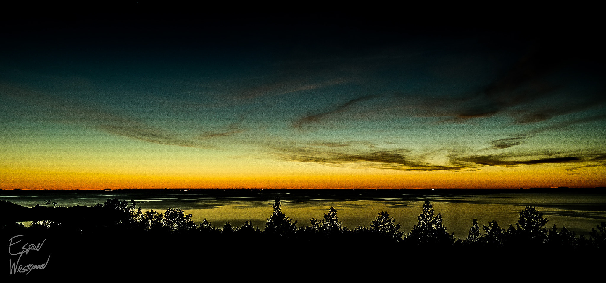 Samsung NX30 + NX 18-55mm F3.5-5.6 sample photo. Autumn sunset photography