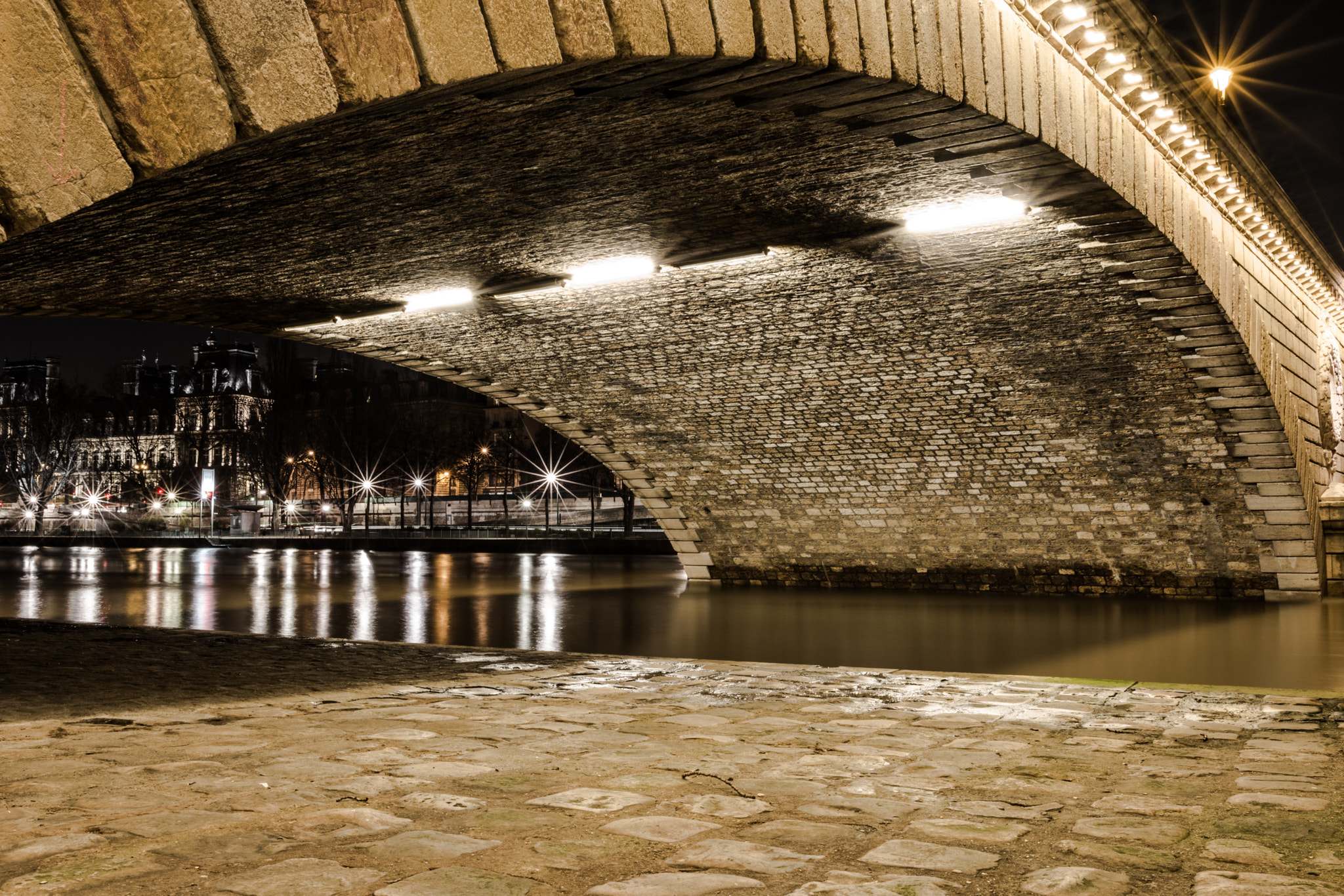 Nikon D7200 + Nikon AF-S Nikkor 20mm F1.8G ED sample photo. Arch bridge photography