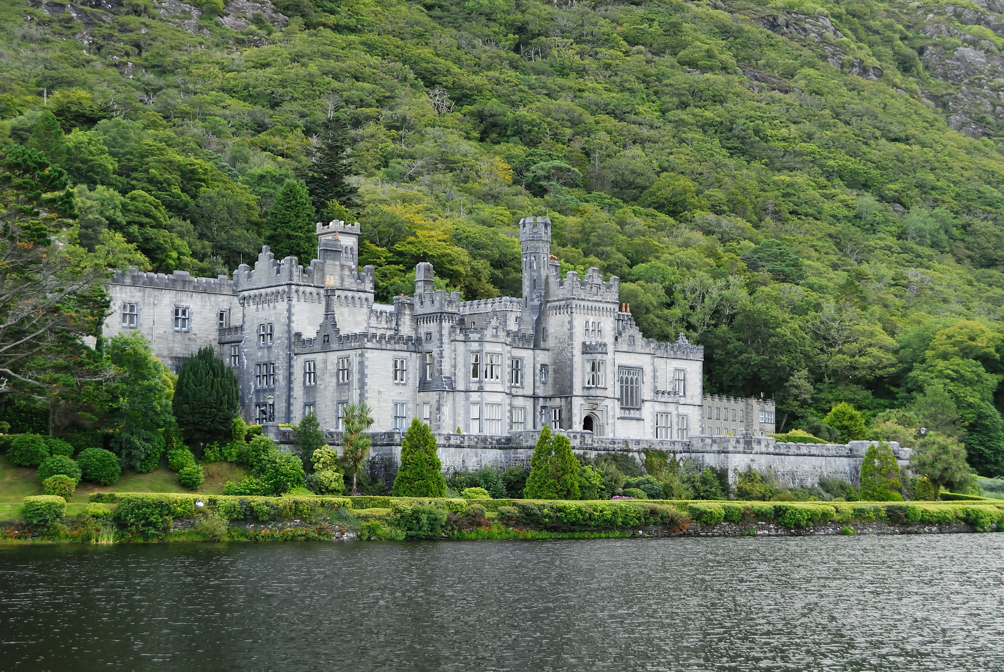 Nikon D200 sample photo. Kylemore abbey photography