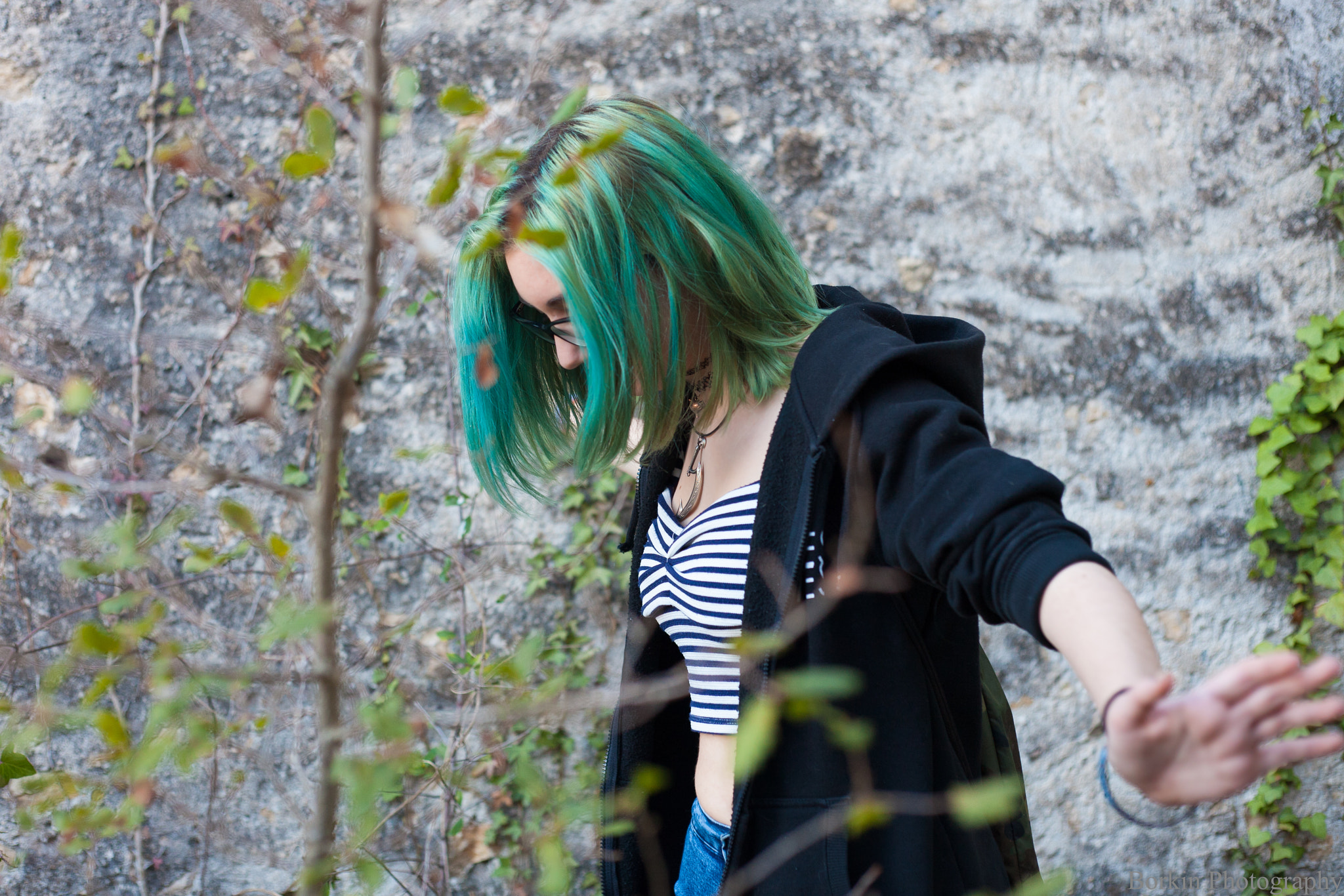 Canon EOS 5D + Canon EF 50mm f/1.8 sample photo. Don't fall, girl. photography