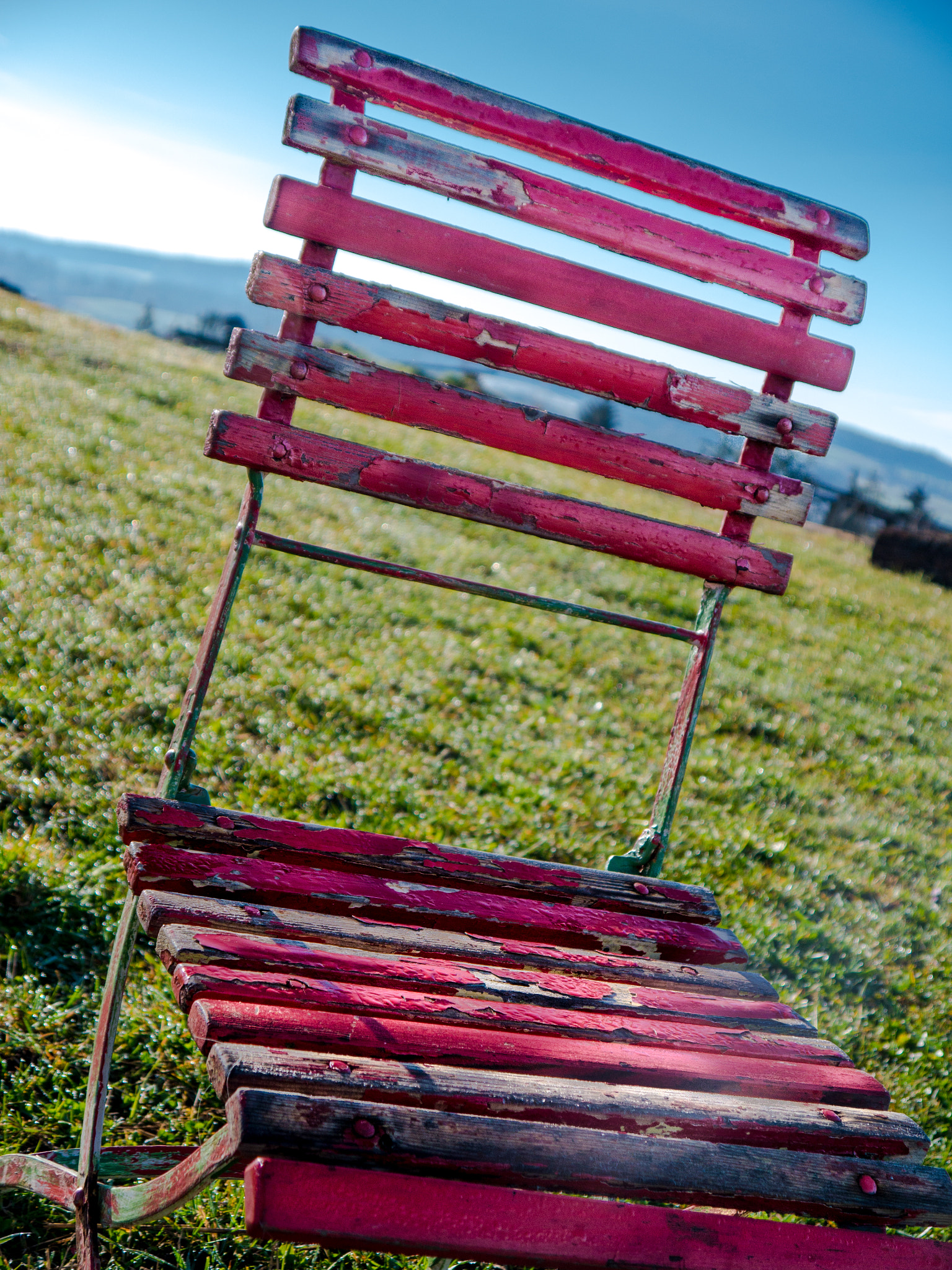 Panasonic Lumix DMC-G6 sample photo. Red chair photography