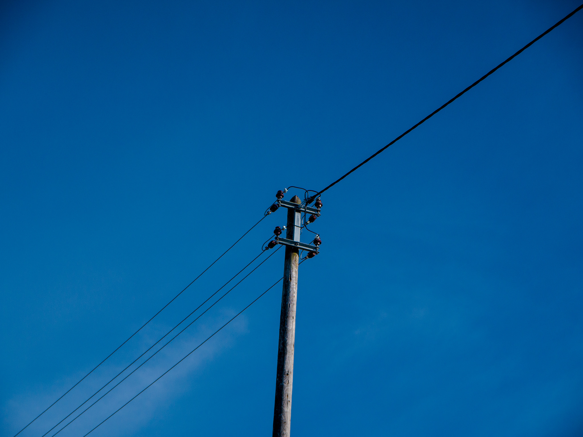 Panasonic Lumix DMC-G6 sample photo. Power lines photography