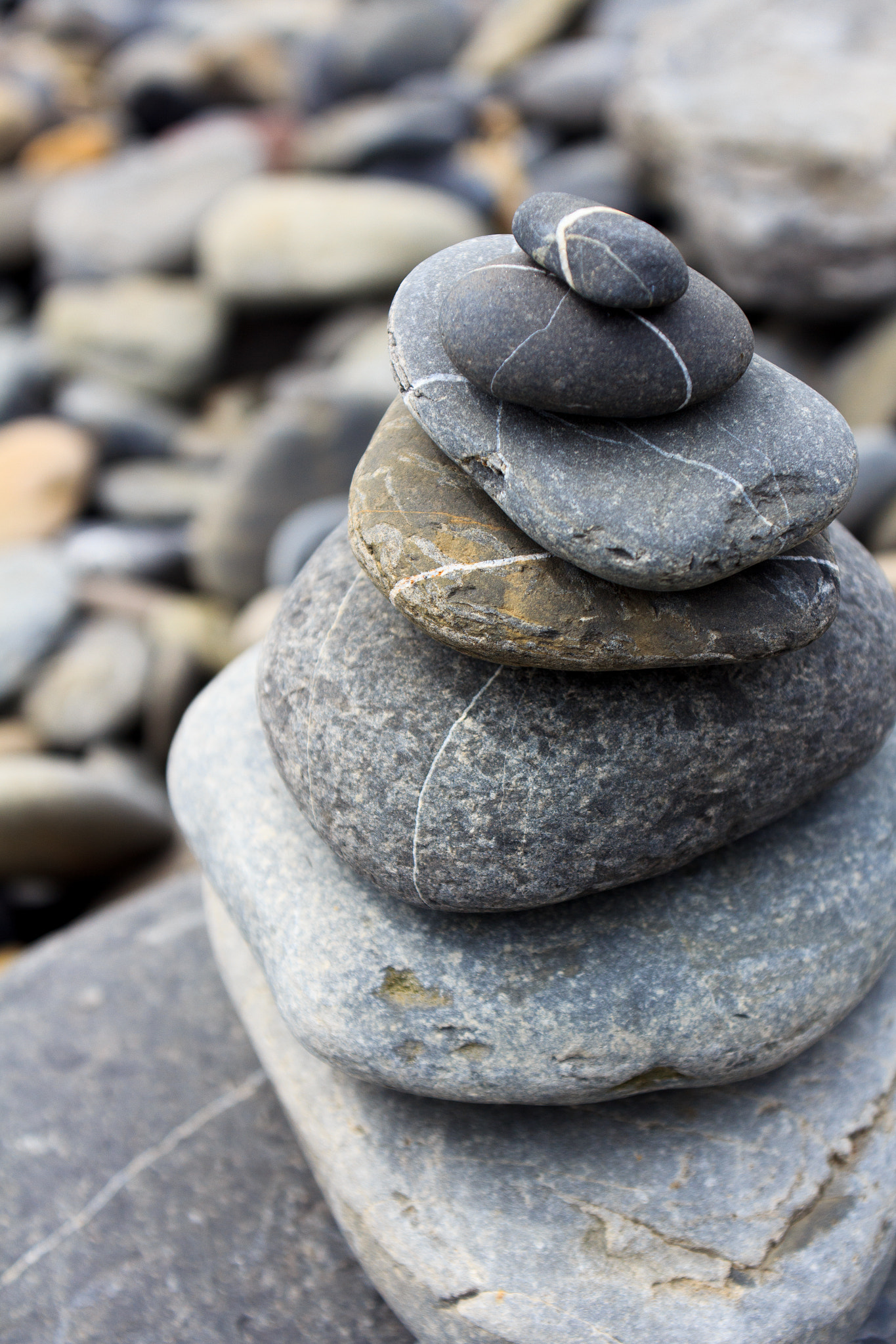 Canon EOS 60D + Sigma 18-50mm F2.8-4.5 DC OS HSM sample photo. Orkney pebbles photography