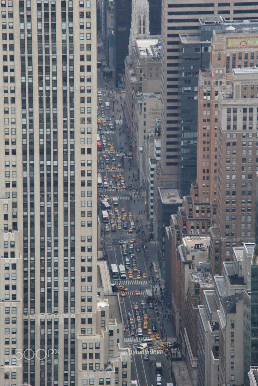Canon EF-S 18-135mm F3.5-5.6 IS STM sample photo. Traffic from above photography