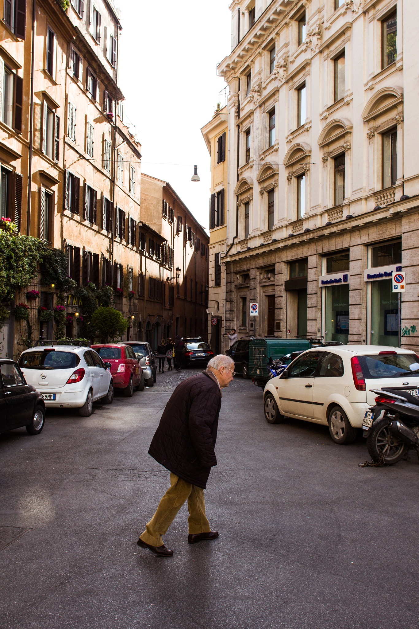 Canon EF 20mm F2.8 USM sample photo. Limp photography