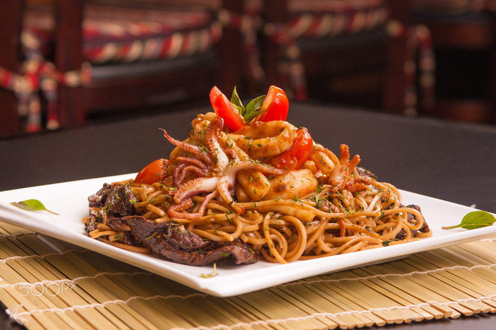 Canon EOS 40D + Sigma 24-70mm F2.8 EX DG Macro sample photo. Chinese sea food yakisoba photography