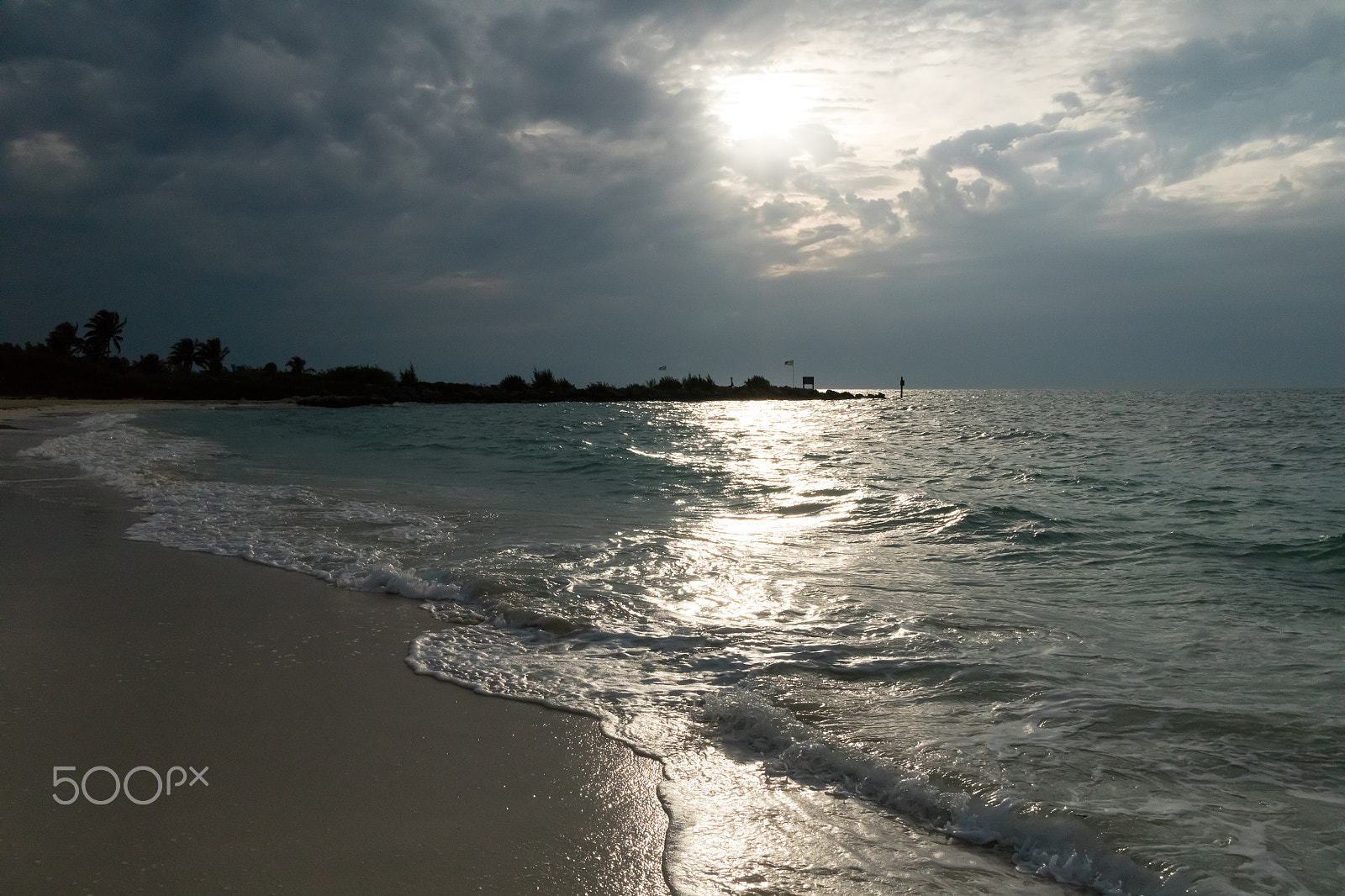 Canon EOS 5DS R sample photo. Sunrise in the bahamas photography