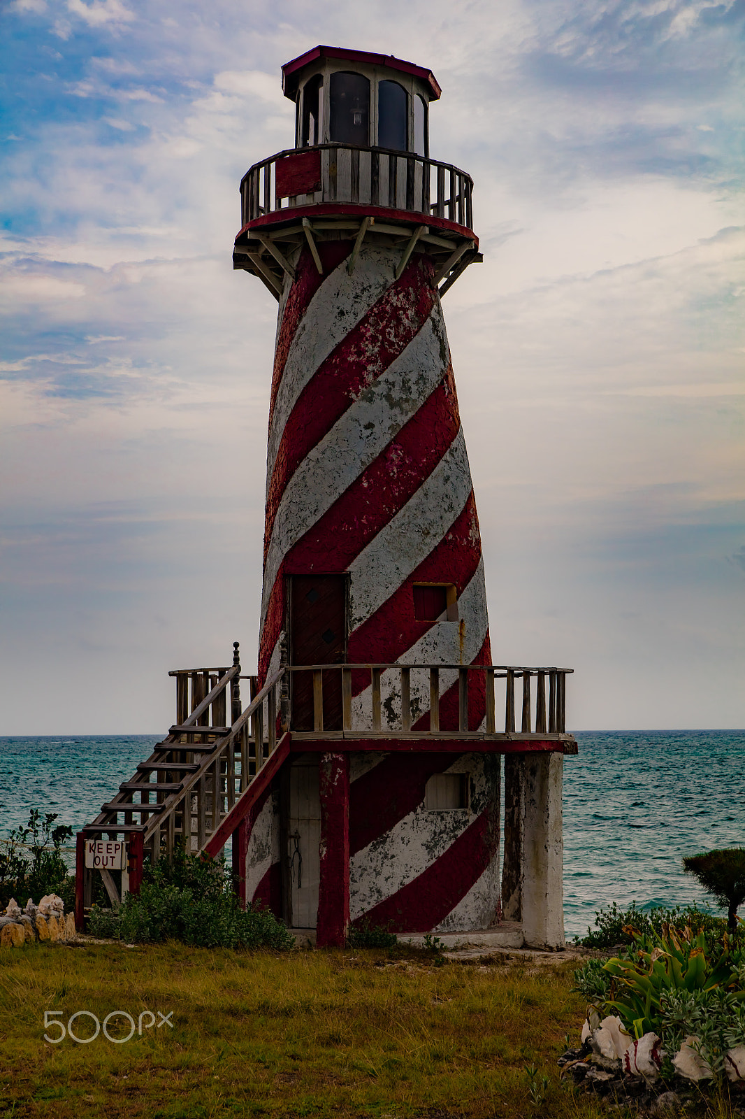 Canon EOS 5DS R sample photo. High rock lighthouse photography