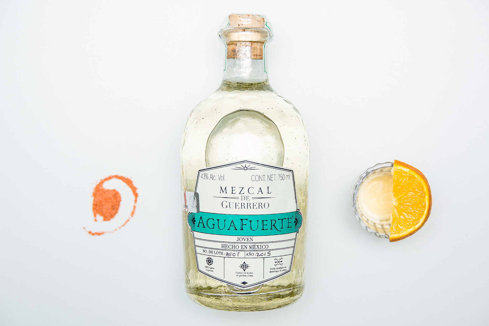 Canon EOS 70D + Sigma 18-50mm f/2.8 Macro sample photo. Agua fuerte mezcal photography