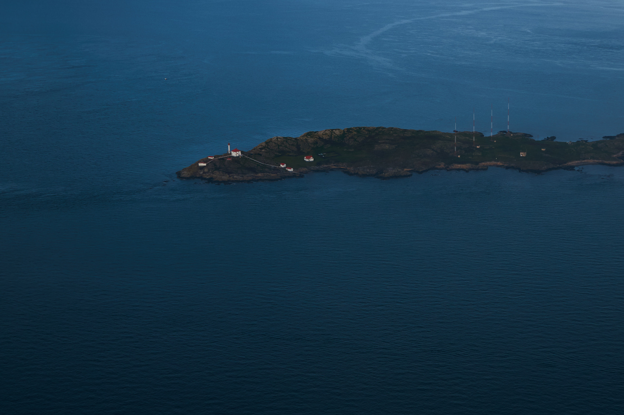 Sony Alpha NEX-6 + 28-70mm F3.5-5.6 OSS sample photo. Lighthouse photography