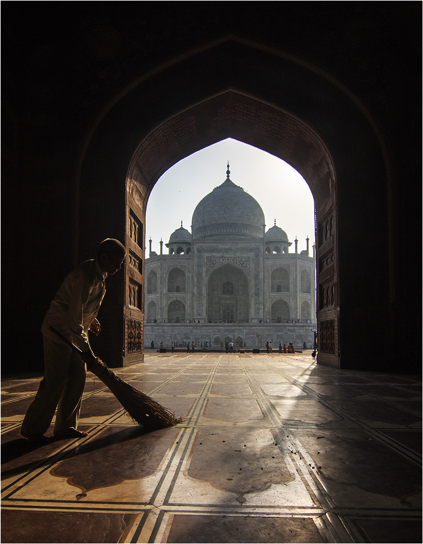 Tokina AT-X Pro 12-24mm F4 (IF) DX sample photo. Taj mahal photography