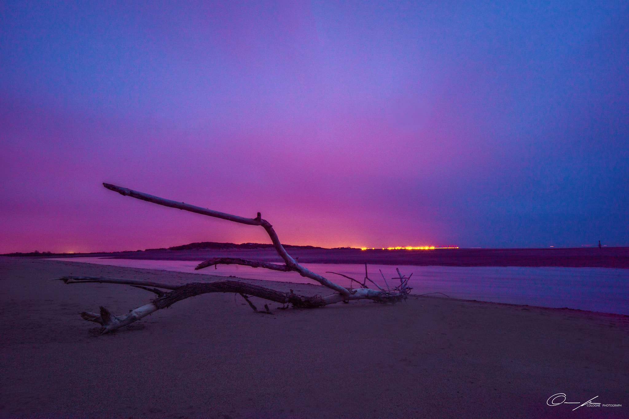 Sony ILCA-77M2 + Sigma 10-20mm F3.5 EX DC HSM sample photo. Light far away photography