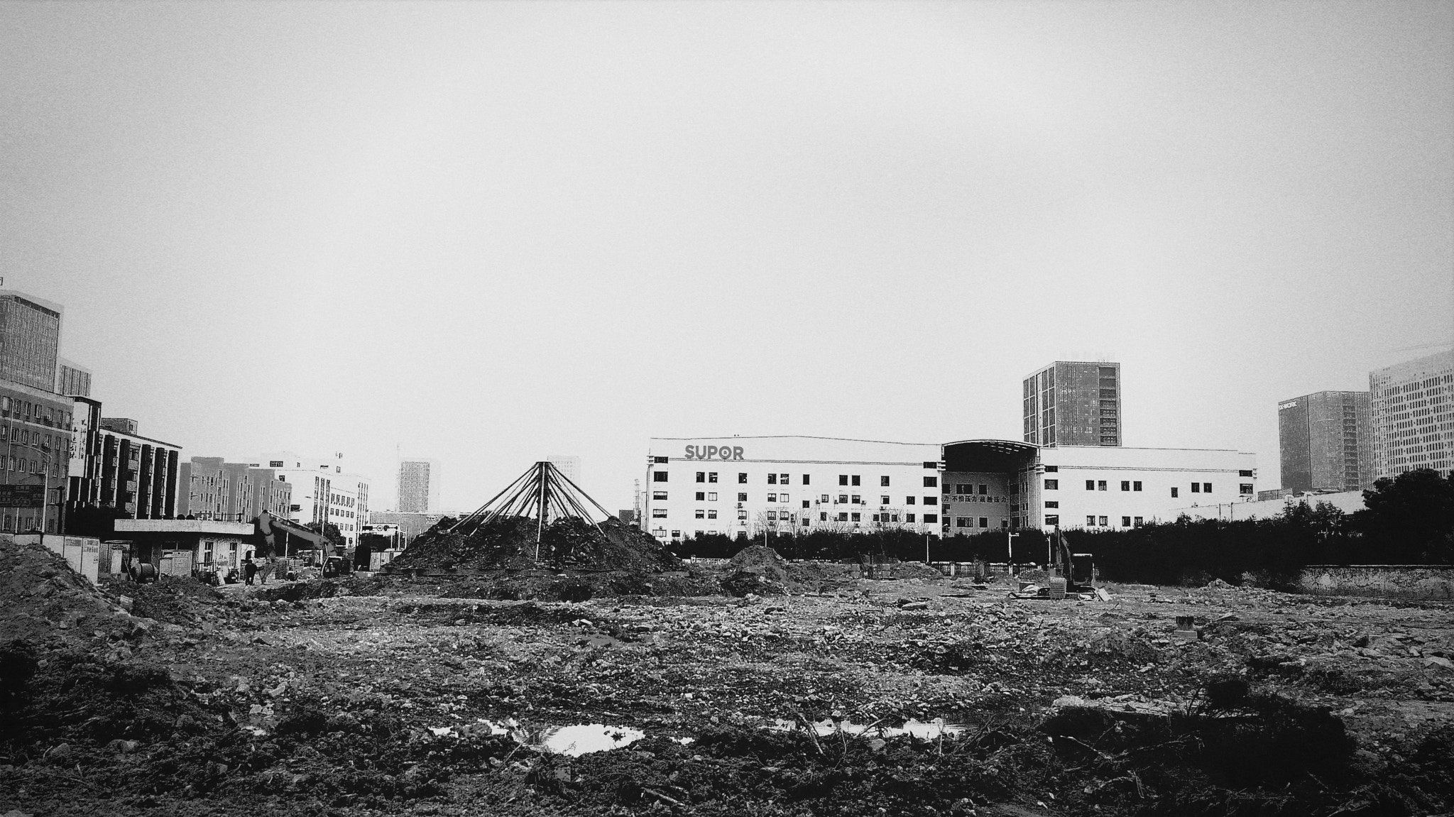 Hipstamatic 311 sample photo. 破与立 photography