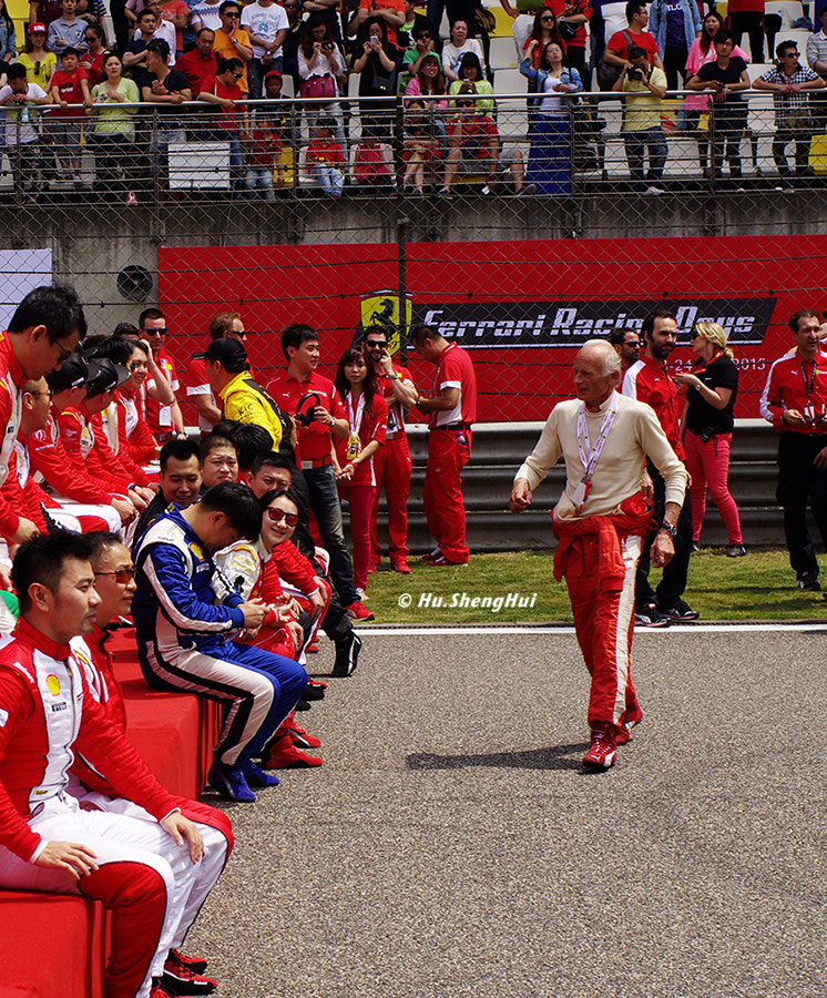 Pentax K-5 + Pentax smc FA 43mm F1.9 Limited sample photo. Ferrari boss photography