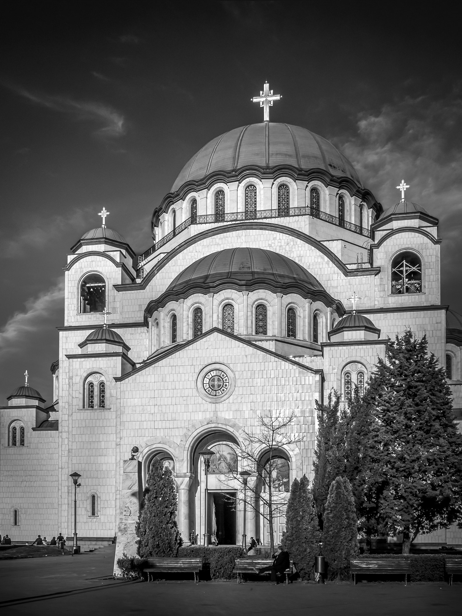 Olympus OM-D E-M10 + Olympus M.Zuiko Digital 17mm F2.8 Pancake sample photo. Saint sava cathedral photography