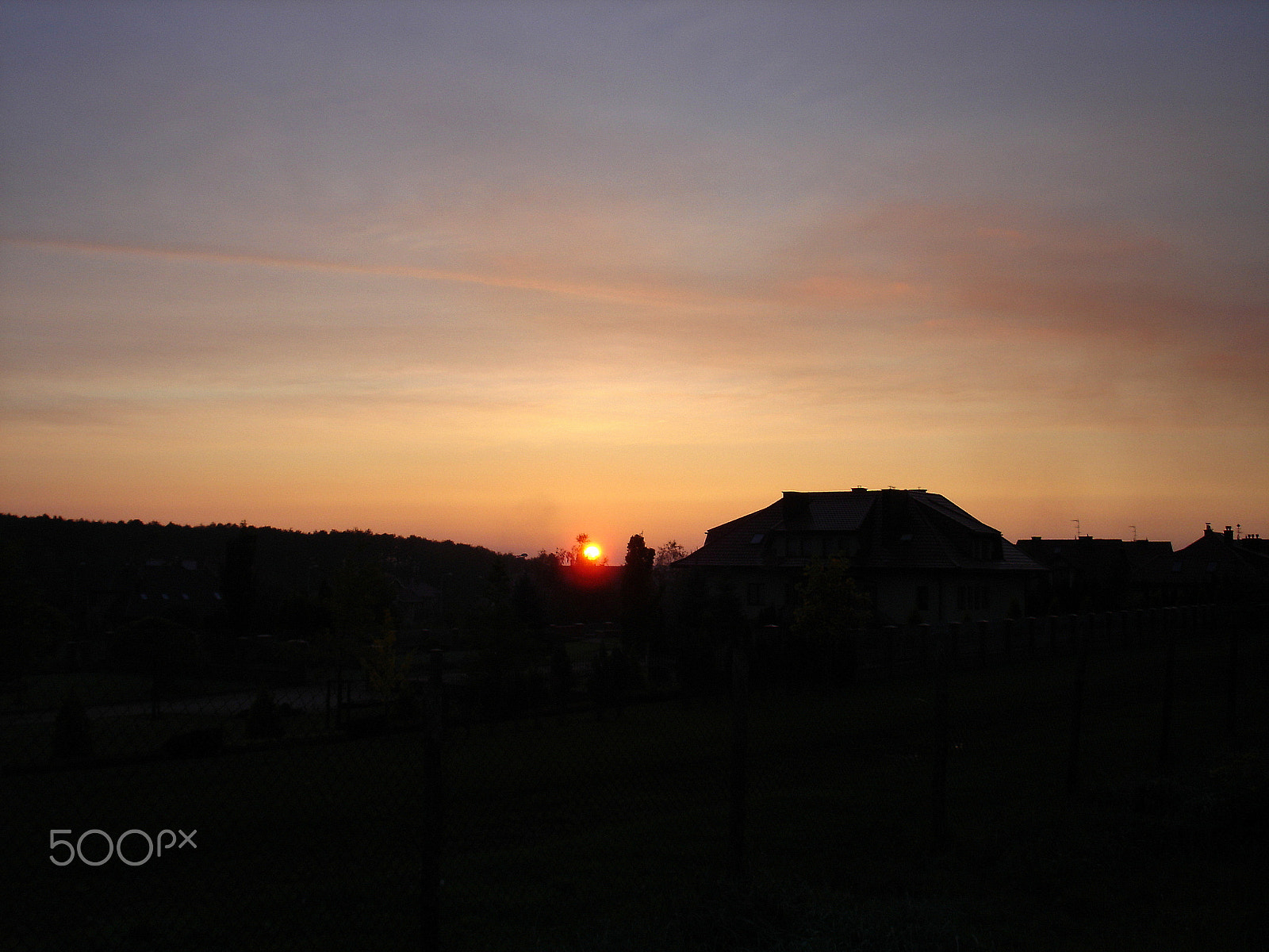 Sony DSC-W12 sample photo. The colors of the sky photography