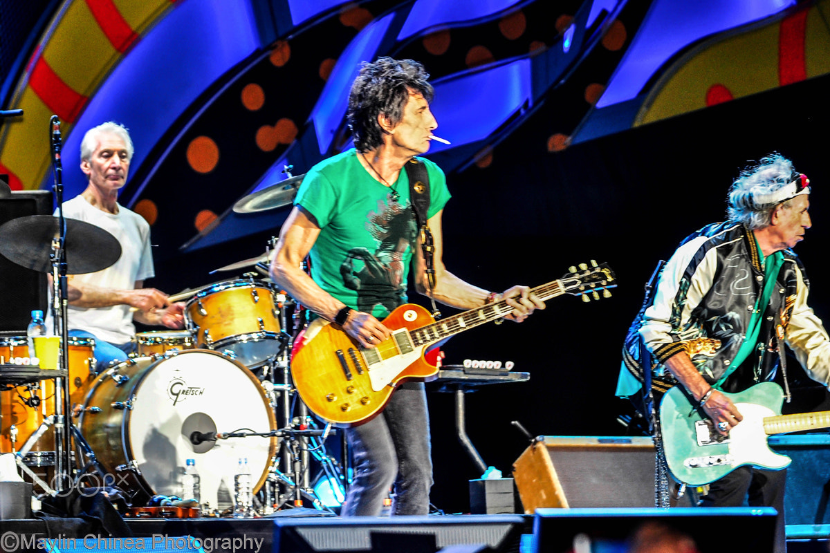 Nikon D90 + AF-S Zoom-Nikkor 80-200mm f/2.8D IF-ED sample photo. Ron wood keith richards y charlie watts photography