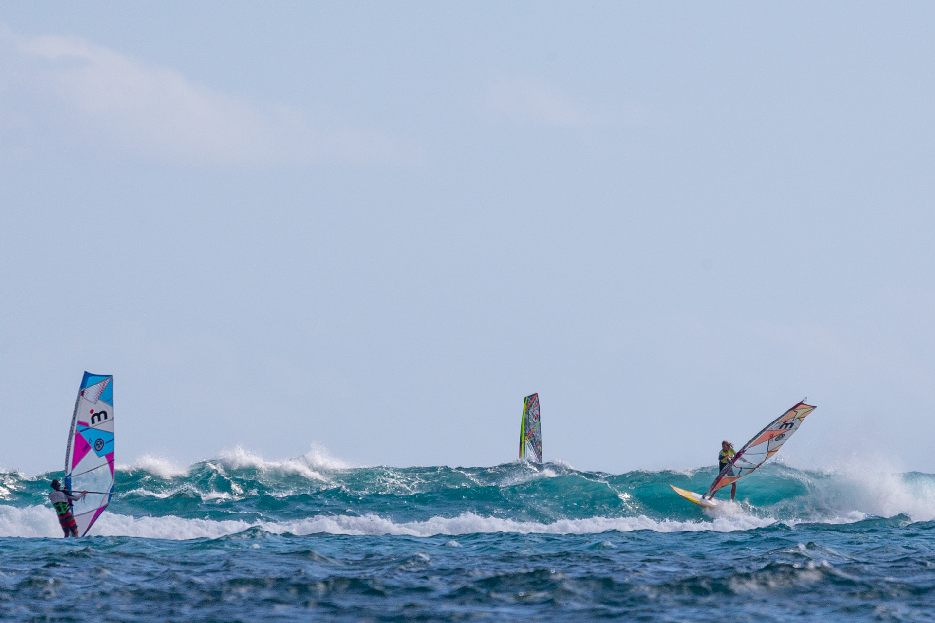Sigma 150-600mm F5-6.3 DG OS HSM | C sample photo. Surfing photography
