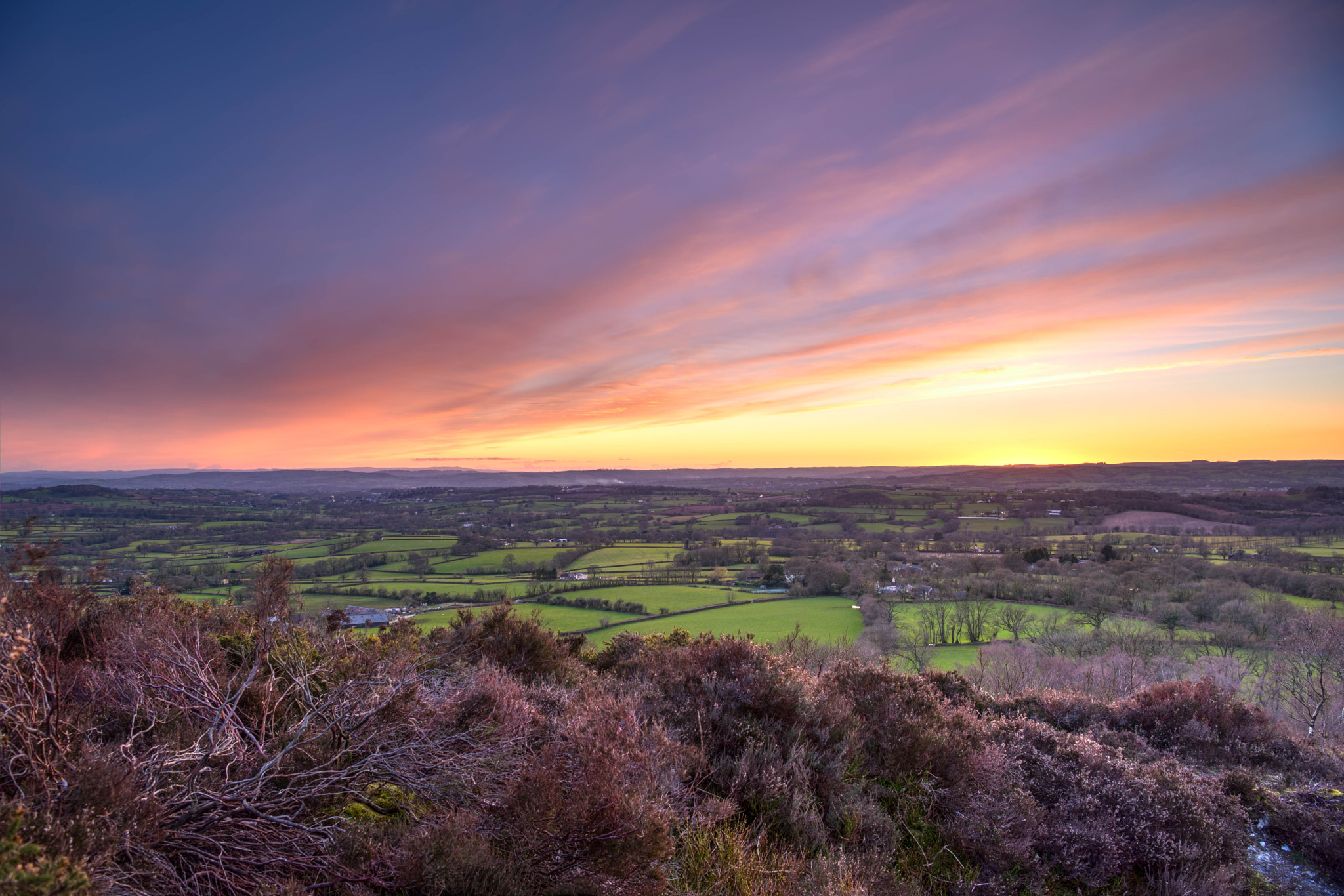 Nikon AF-S Nikkor 24-70mm F2.8E ED VR sample photo. Cirrus fire over devon photography