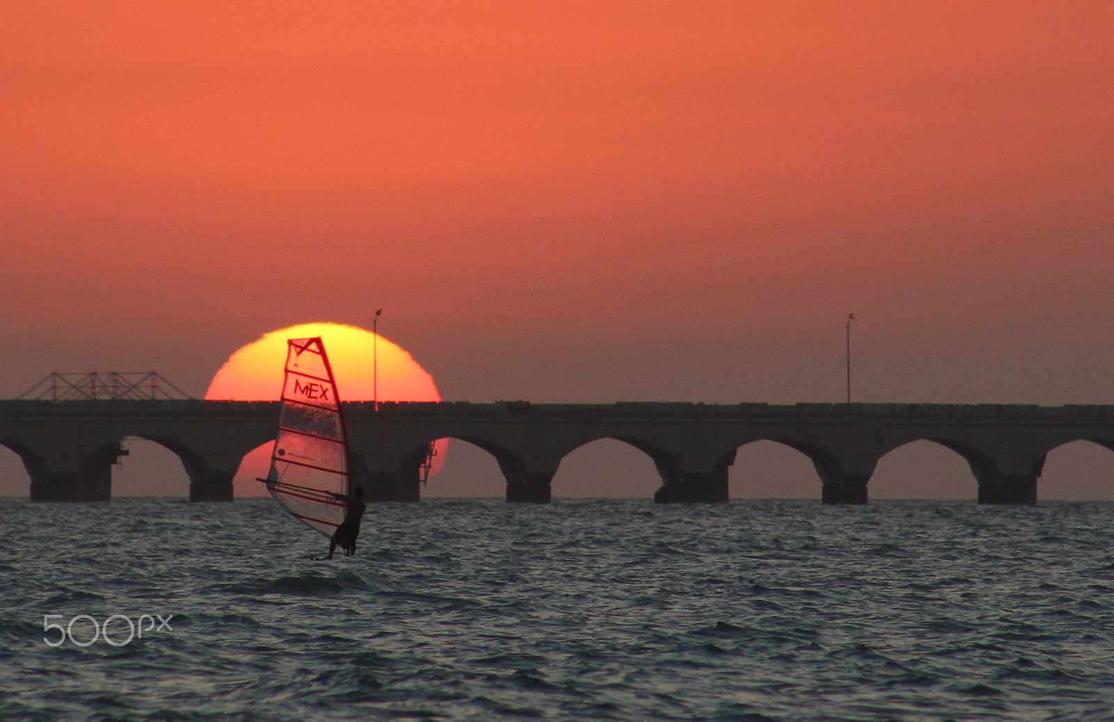 Canon EF75-300mm f/4-5.6 sample photo. Sunset at progreso, yucatán photography