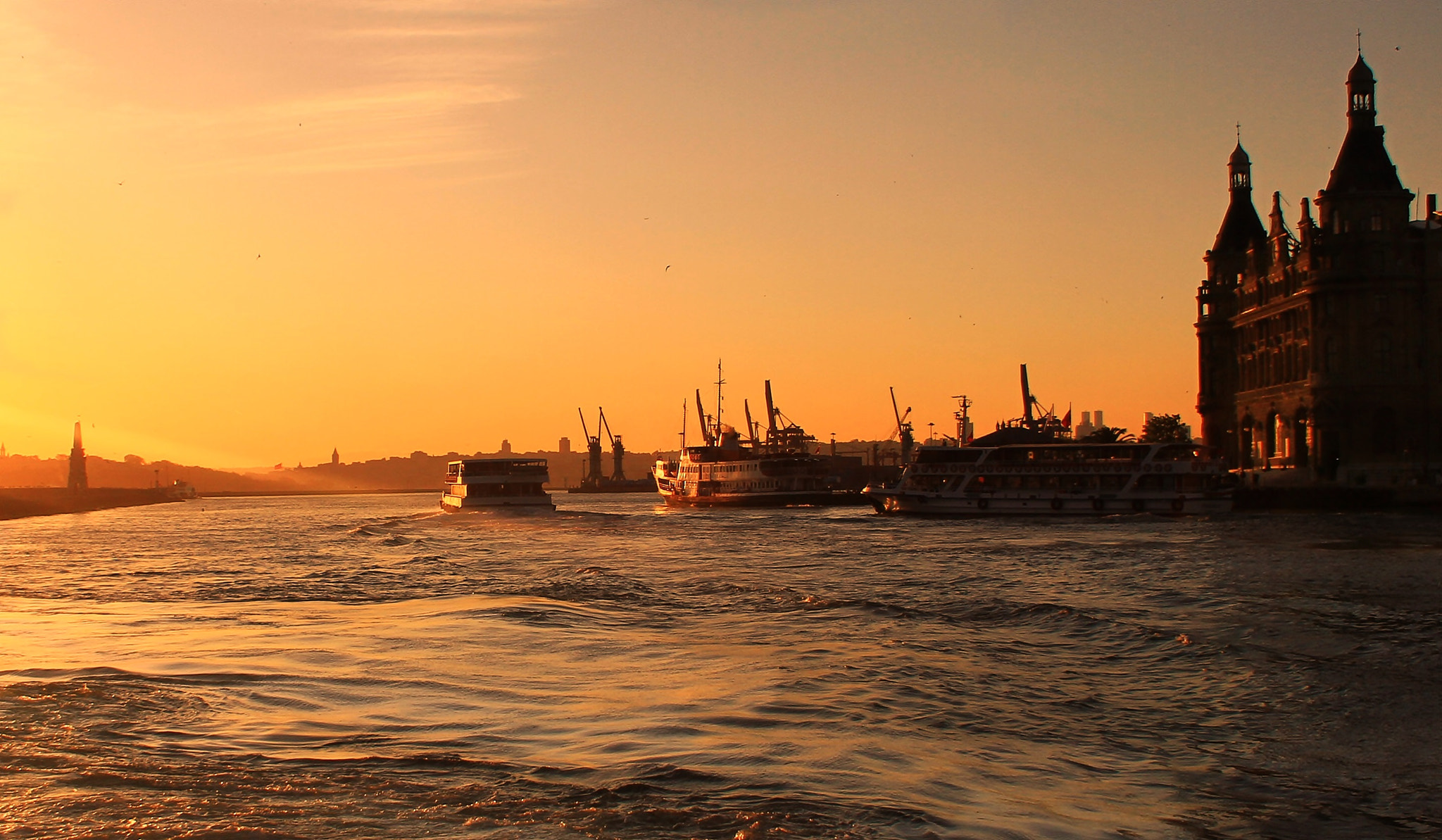 Canon EF-S 18-55mm F3.5-5.6 sample photo. Istanbul classics... photography