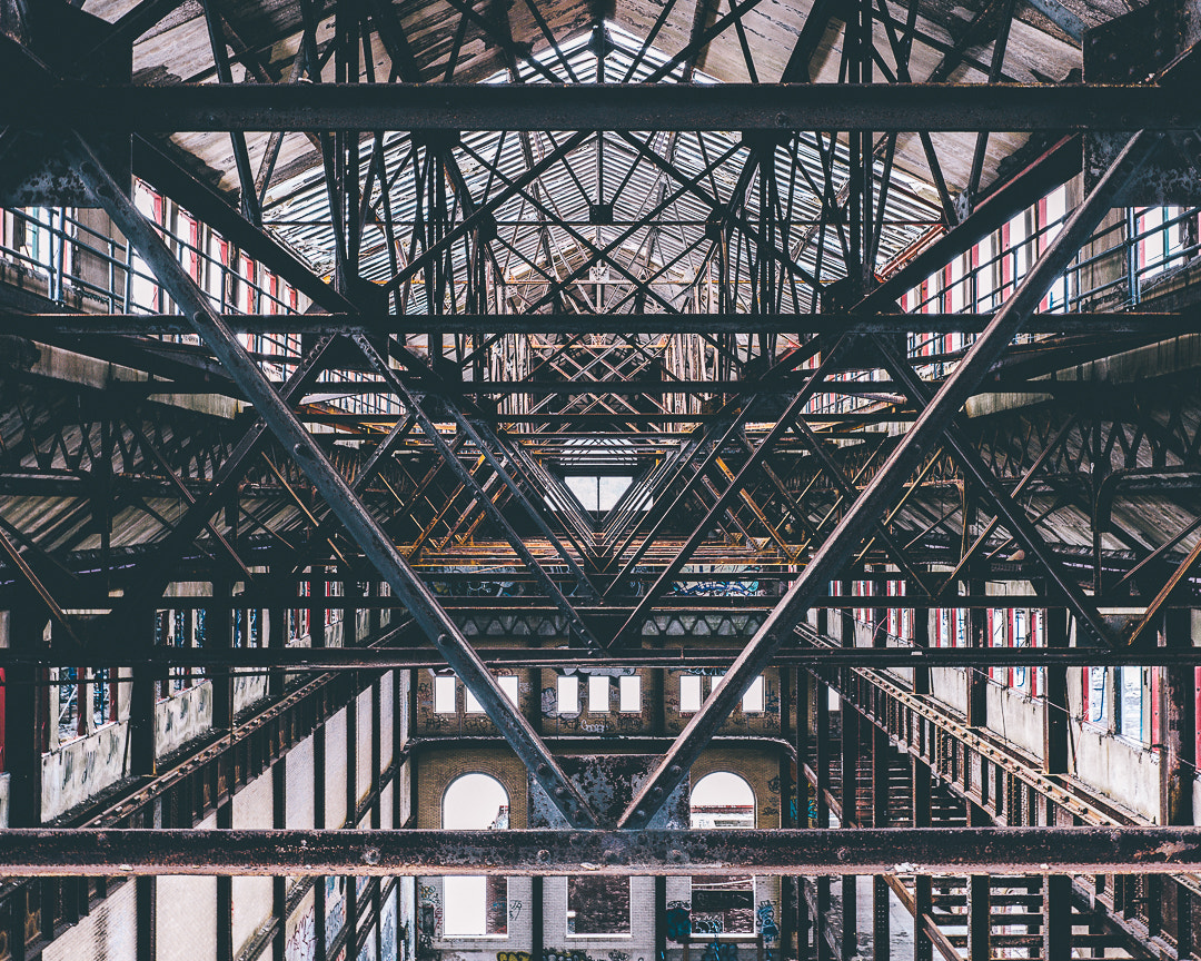 E 35mm F2 sample photo. An abandoned warehouse structure photography