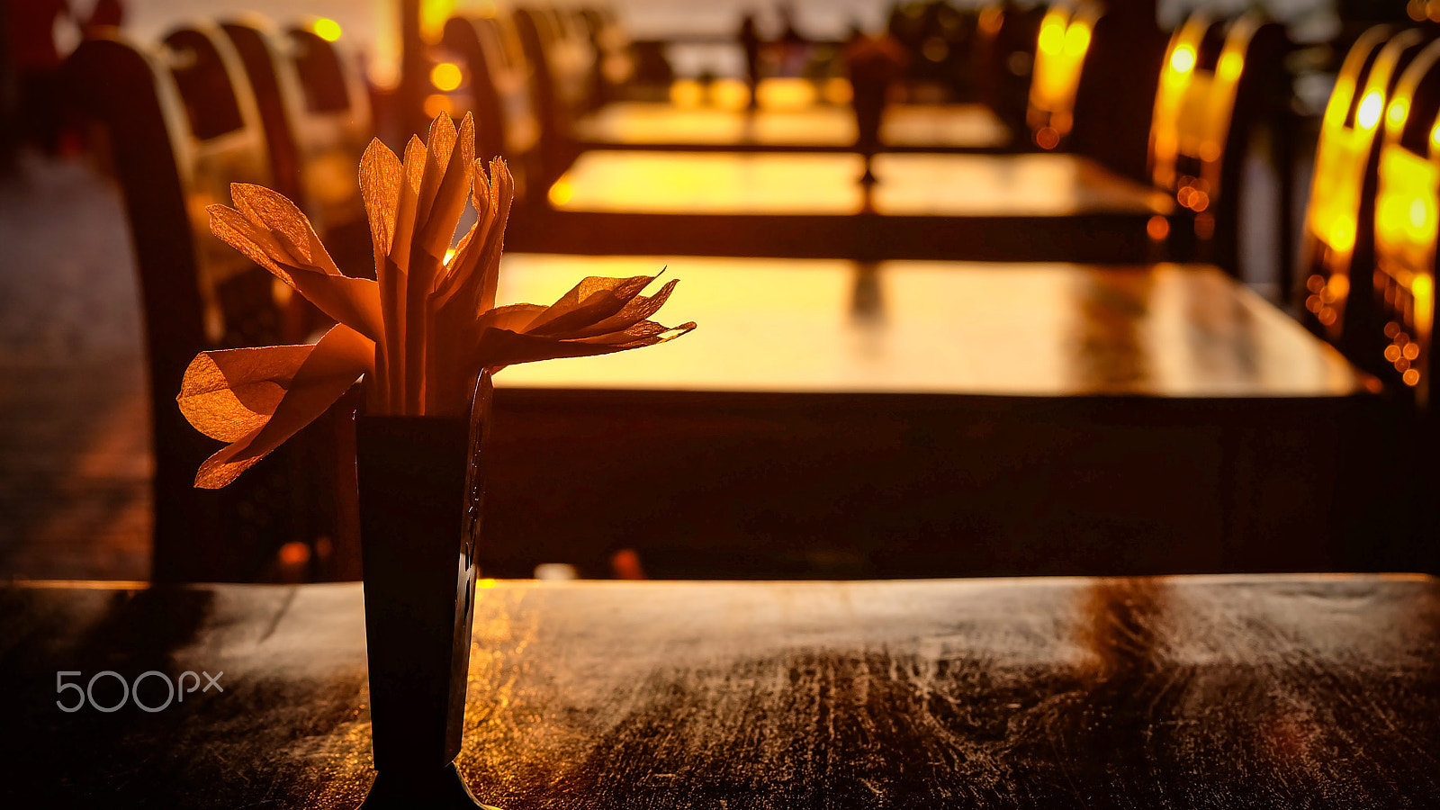 Fujifilm X-A2 + Fujifilm XC 50-230mm F4.5-6.7 OIS II sample photo. Serviette napkin holder photography