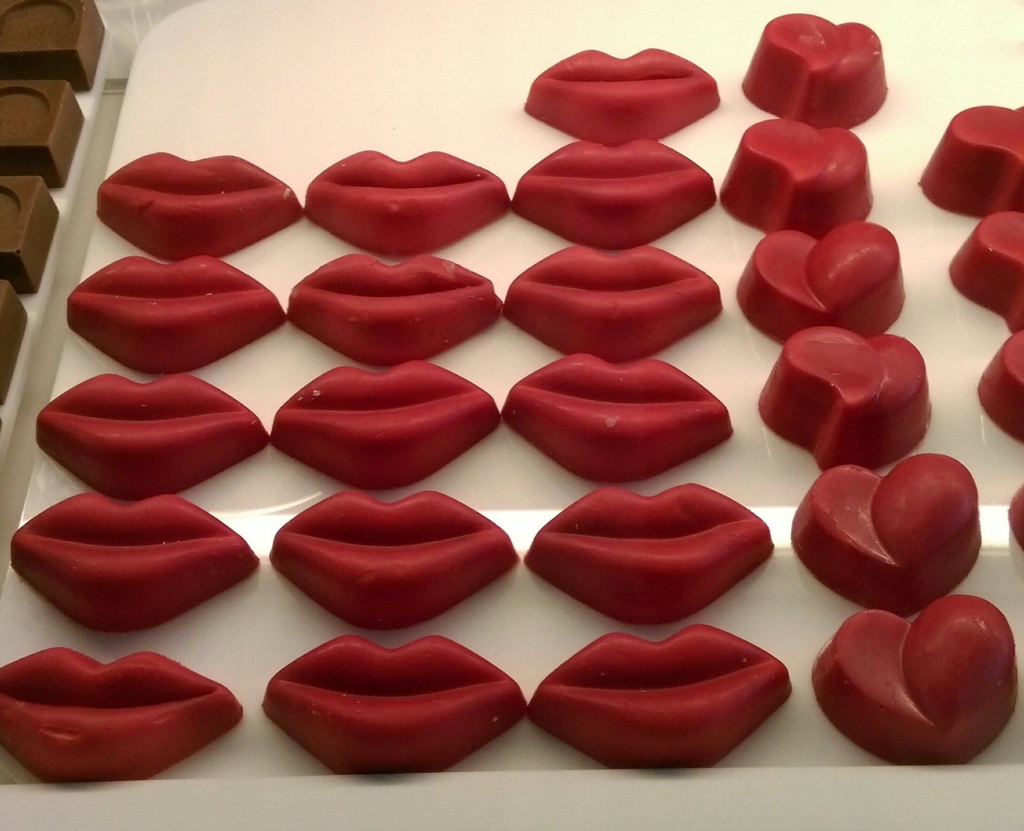 HTC ONE (E8) DUAL SIM sample photo. Lip lock.... photography
