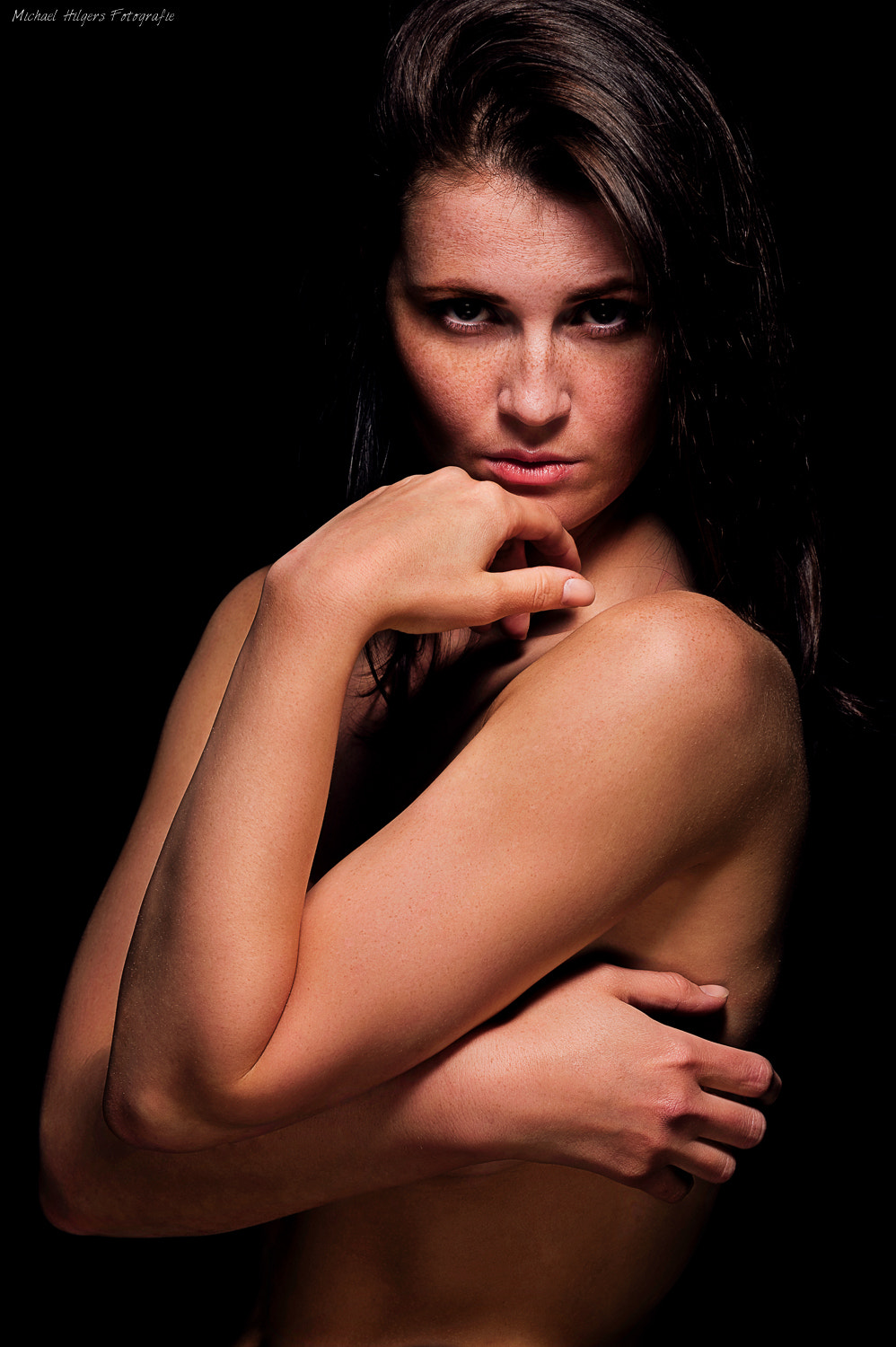 Nikon AF-S Nikkor 70-200mm F4G ED VR sample photo. Naked photography