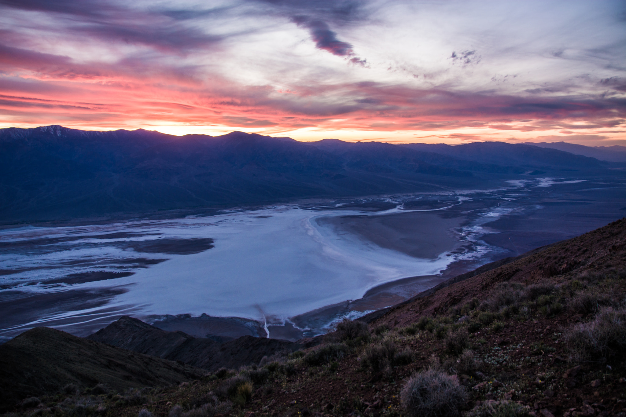 Sigma 17-70mm F2.8-4 DC Macro OS HSM | C sample photo. Mesmerizing sunset at death valley photography