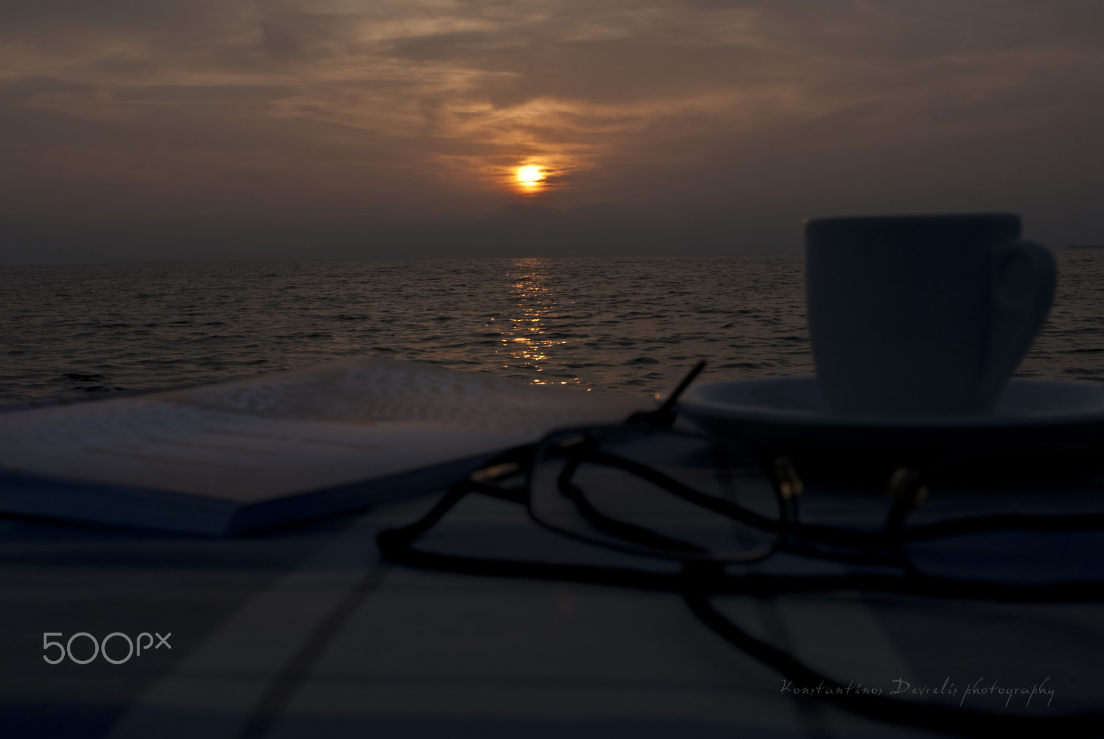 Nikon AF-S Nikkor 28-70mm F2.8 ED-IF sample photo. Sailing through the book ... photography